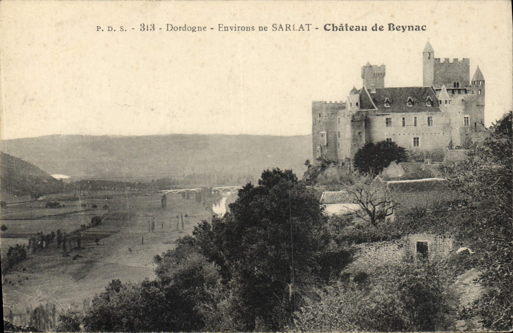CPA Dordogne Environs ne Sarlat Chateau de Beynac