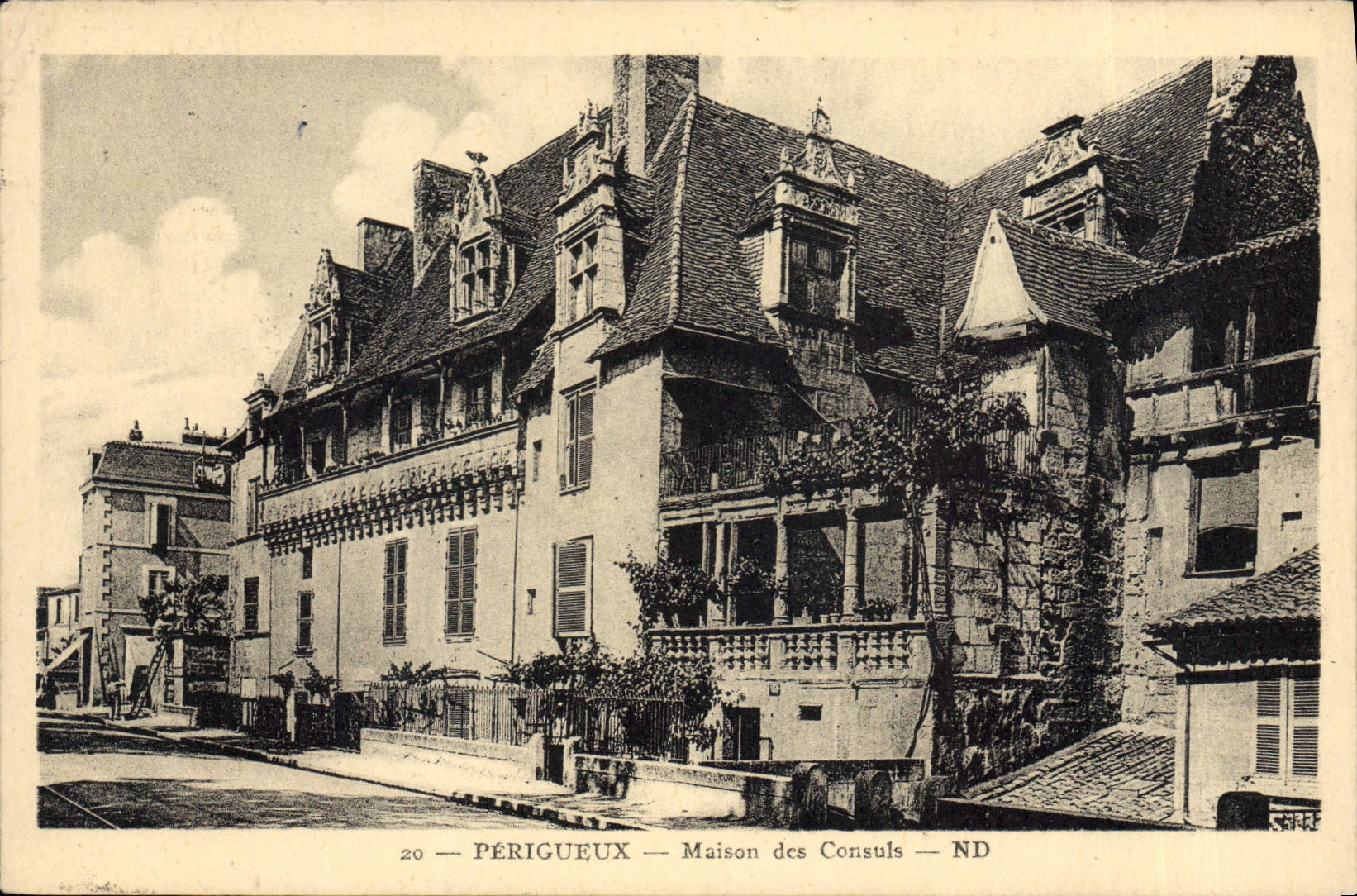 CPA Perigueux Maison des Consuls 