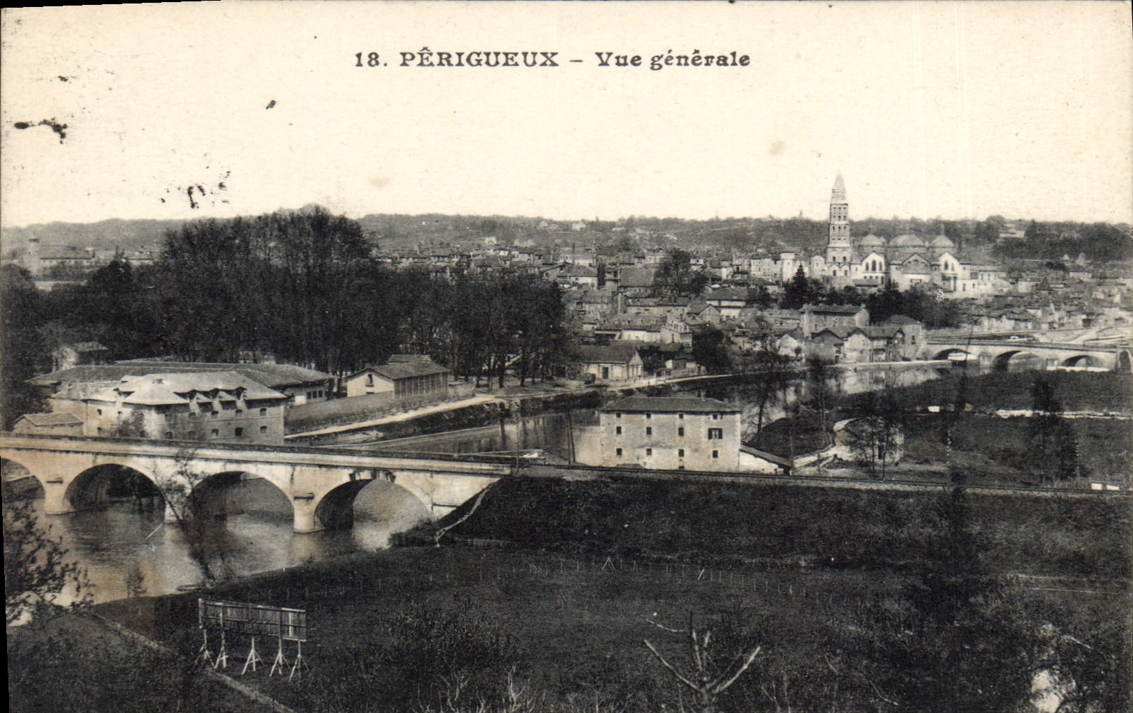 CPA Perigueux Vue Generale 