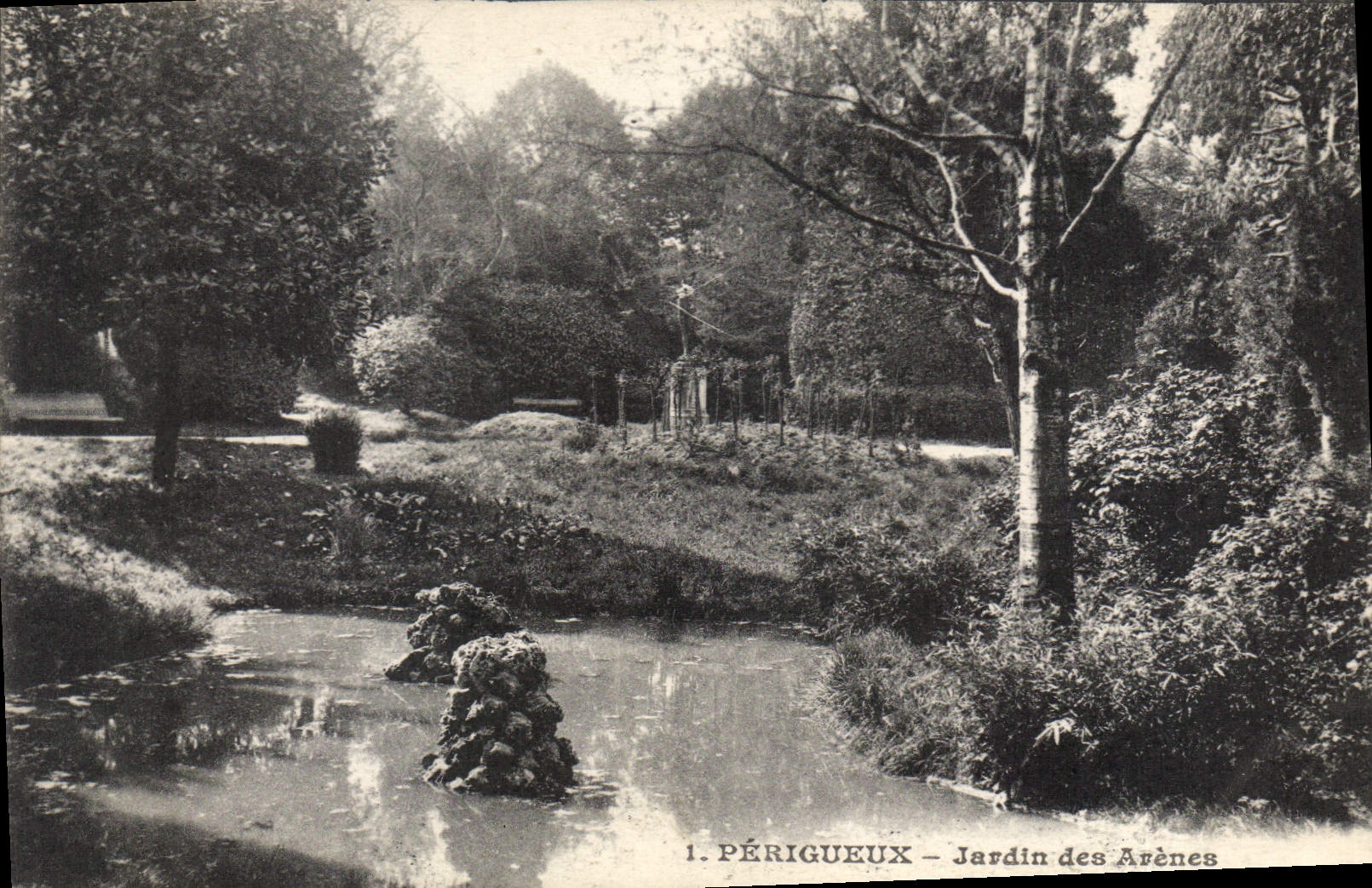 CPA Perigueux Jardin des Arenes 