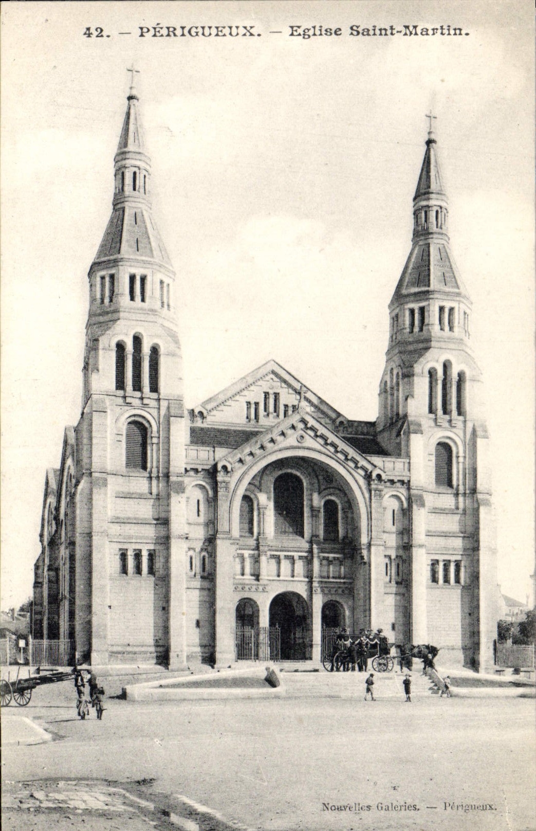 CPA Perigueux Eglise Saint Martin 