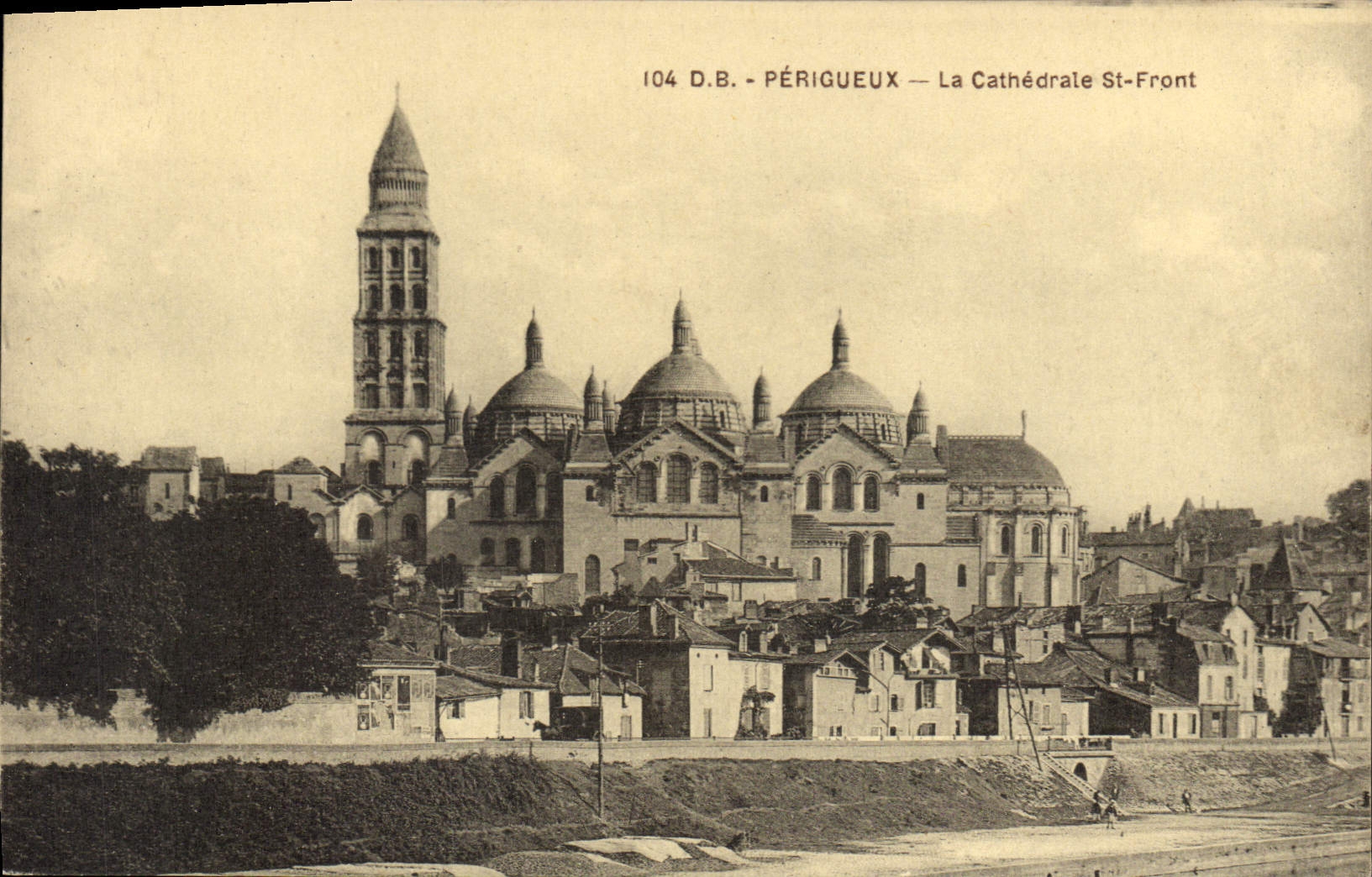 CPA Perigueux La Cathedrale St Front 