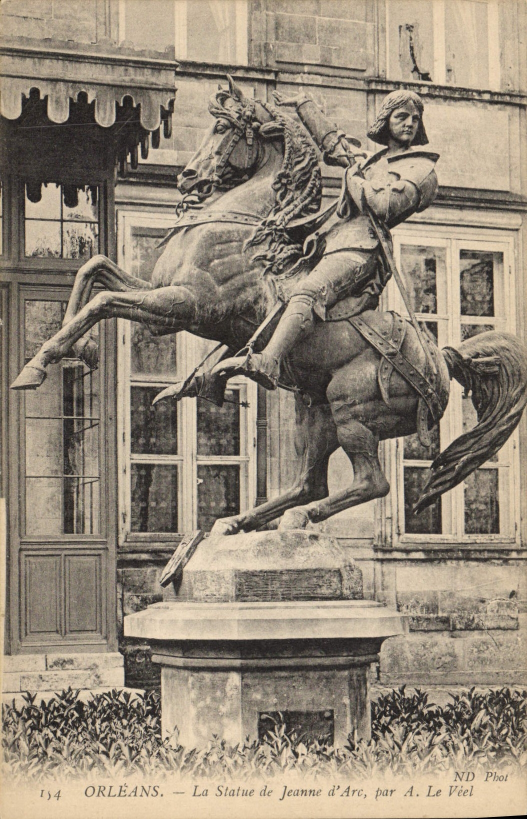 CPA Orleans La Statue de Jeanne d'Arc 