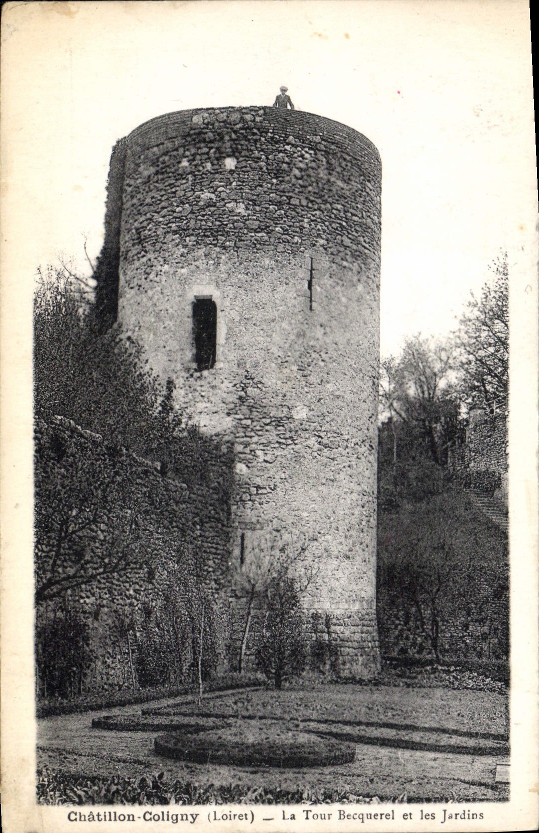 CPA Chatillon Coligny Loiret La Tour Becquerel et les Jardins