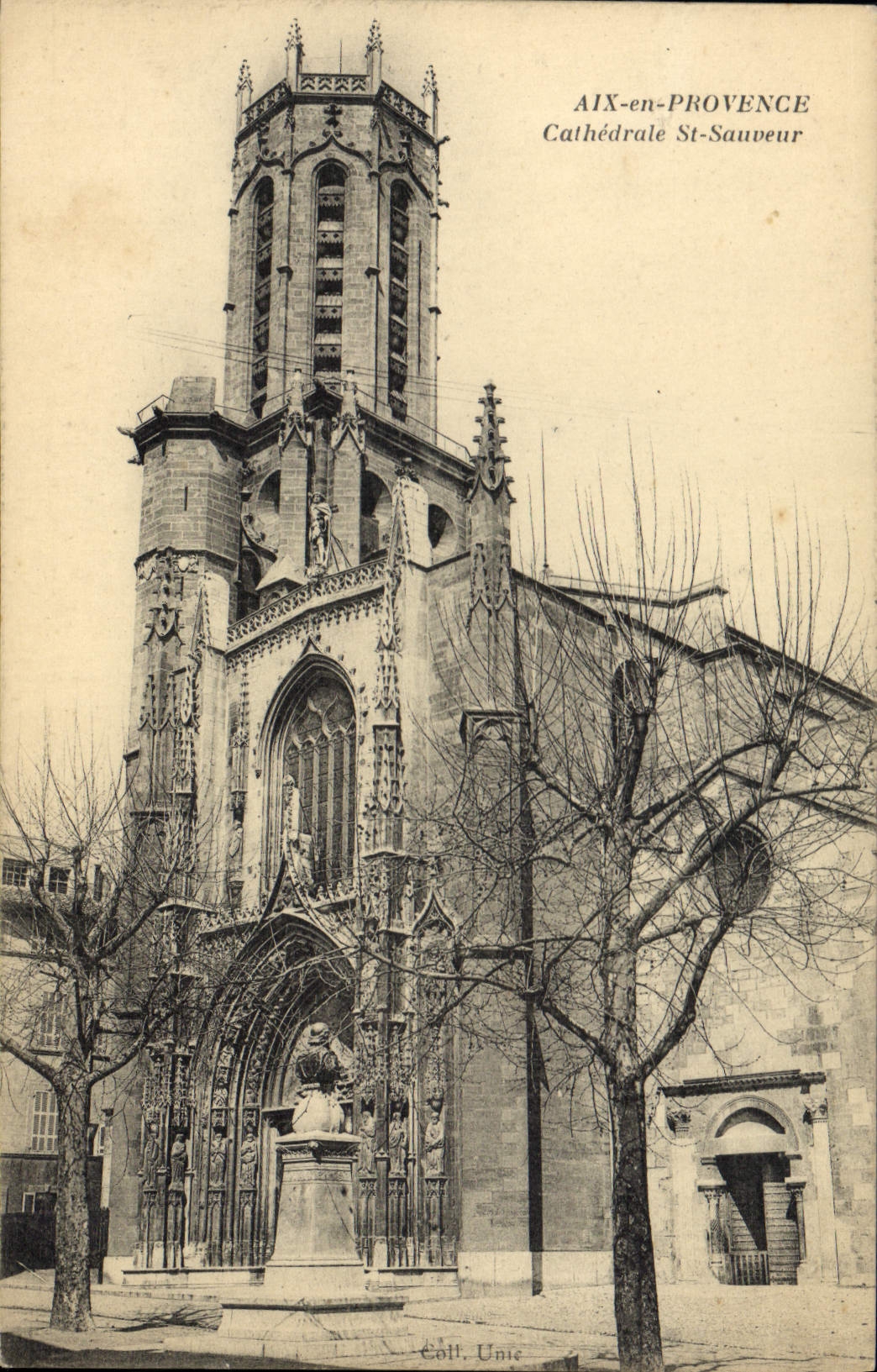 CPA Aix en Provence Cathedrale Saint Sauveur 