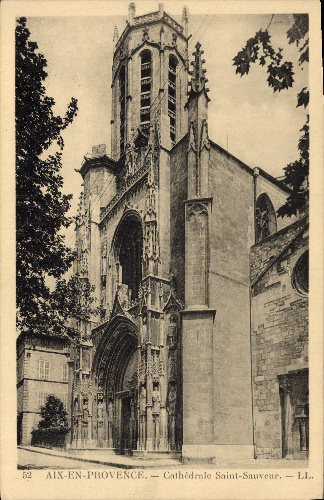 CPA Aix en Provence Cathedrale Saint Sauveur