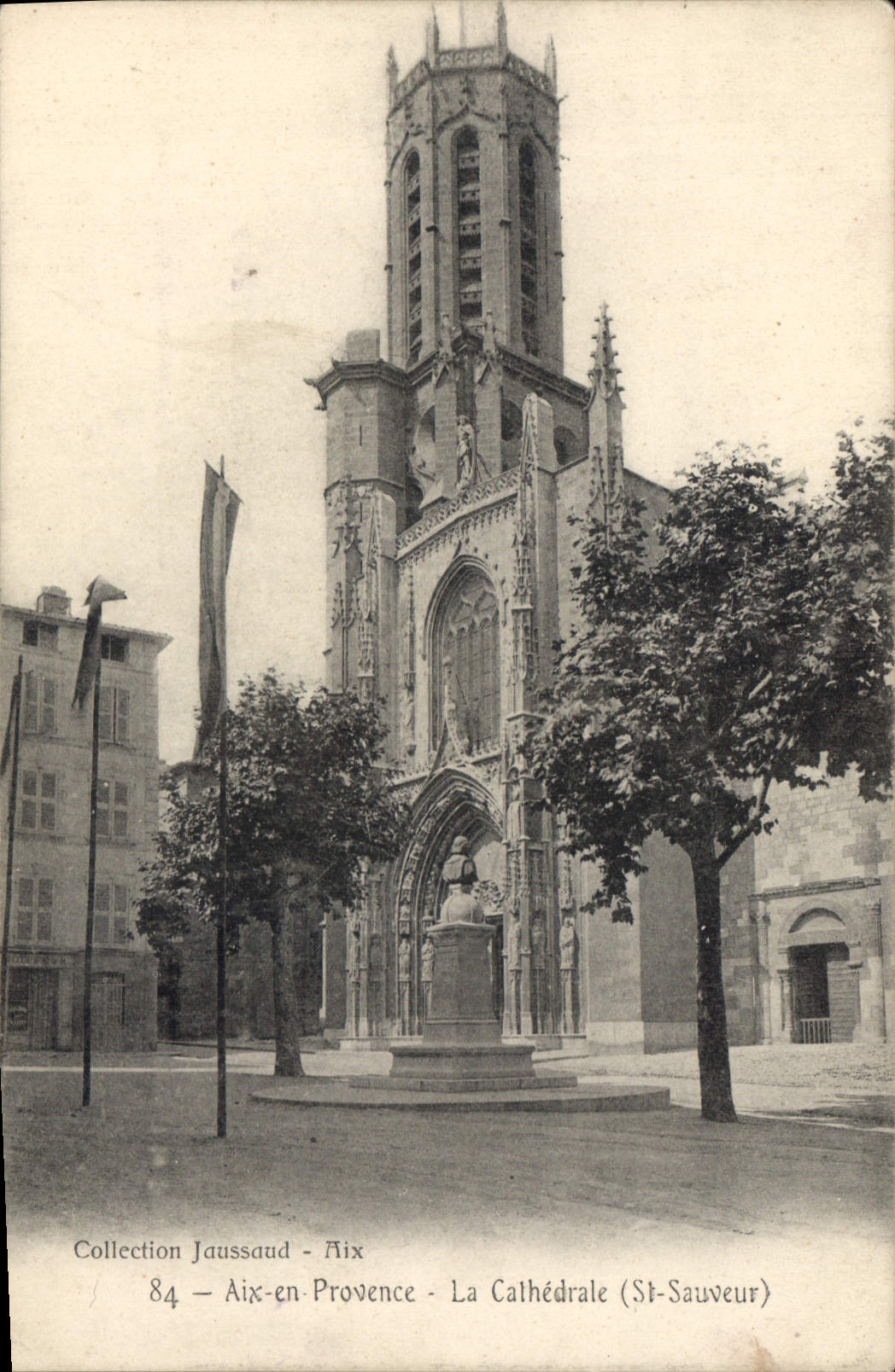 CPA Aix en Provence La Cathedrale Saint Sauveur 