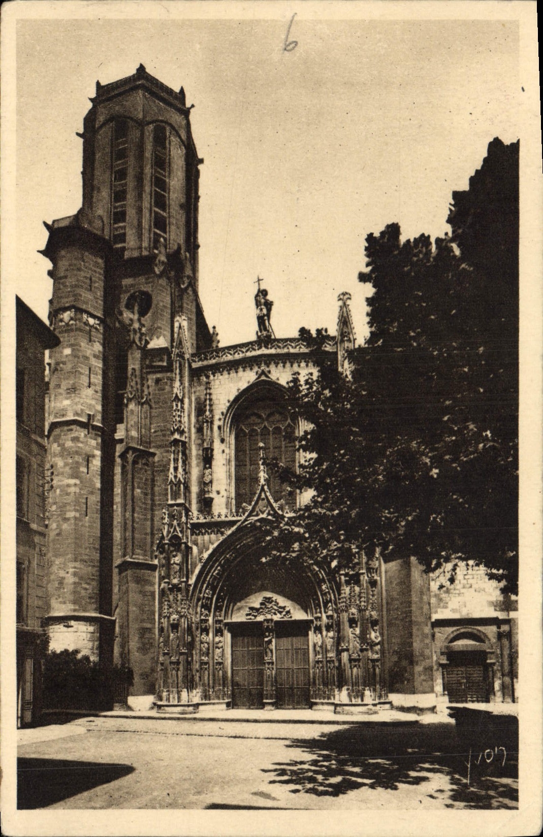 CPA Aix en Provence Cathedrale Saint Sauveur