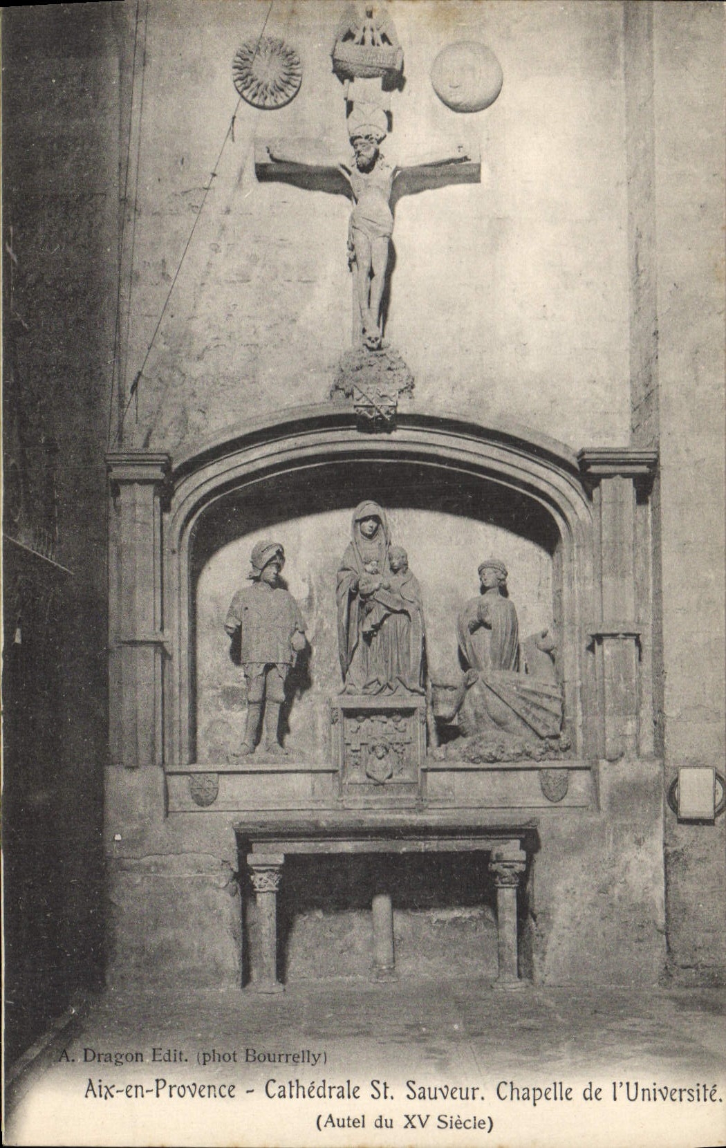 CPA Aix en Provence cathedrale Saint Sauveur chapelle de l'Universite Autel du XV siecle 