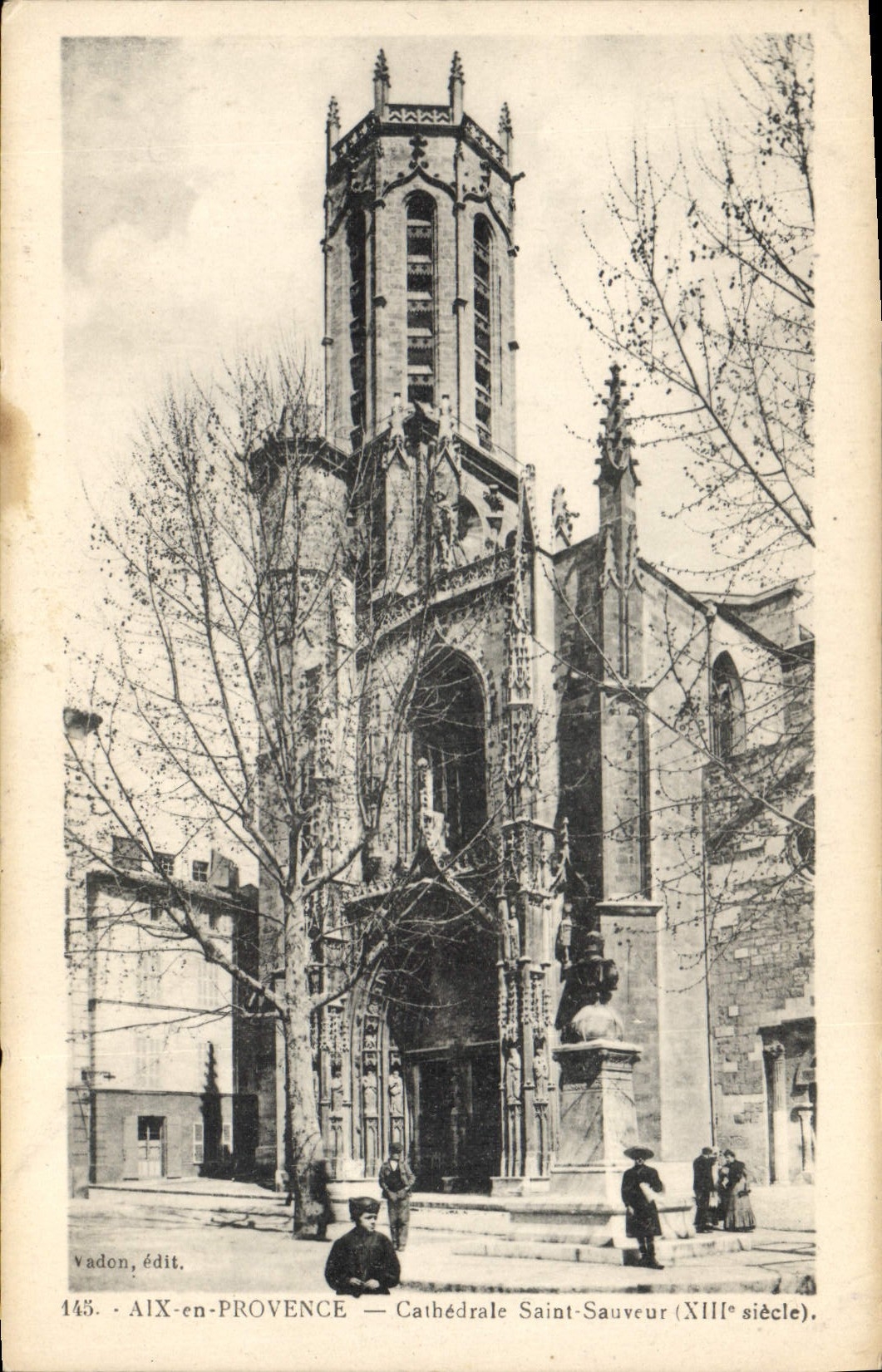 CPA Aix en Provence Cathedrale Saint Sauveur XIII siecle