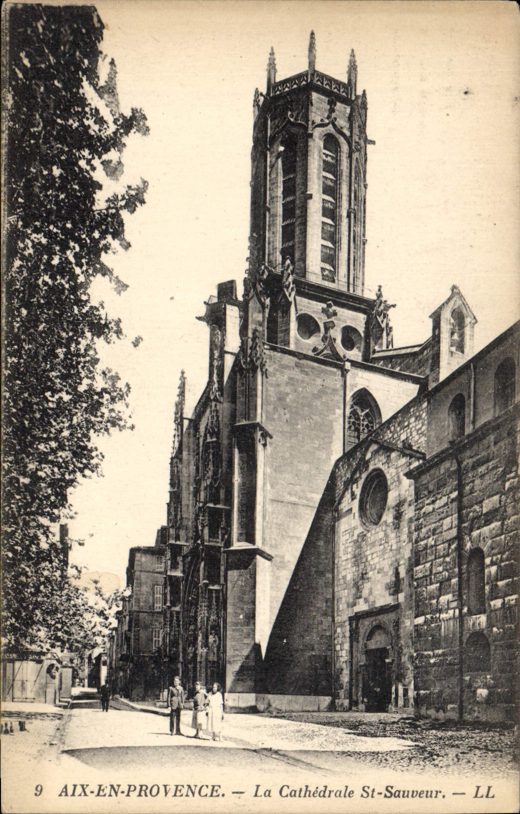 CPA Aix en Provence Cathedrale St Sauveur