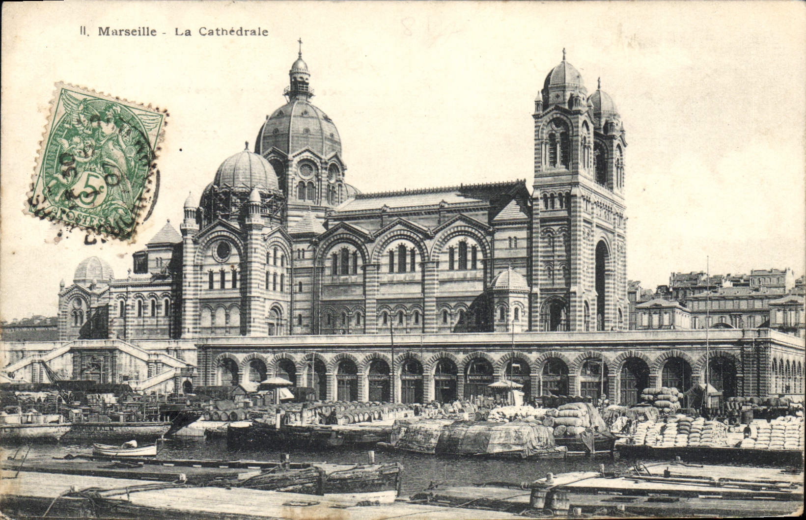 CPA Marseille La Cathedrale 