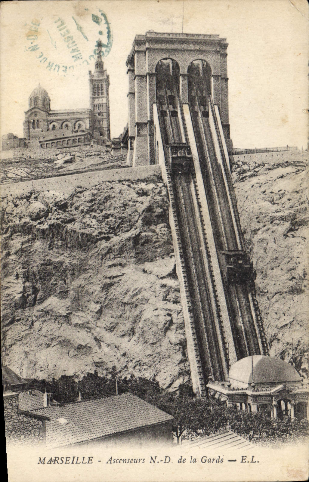 CPA Marseille Ascenseurs N D de la Garde 