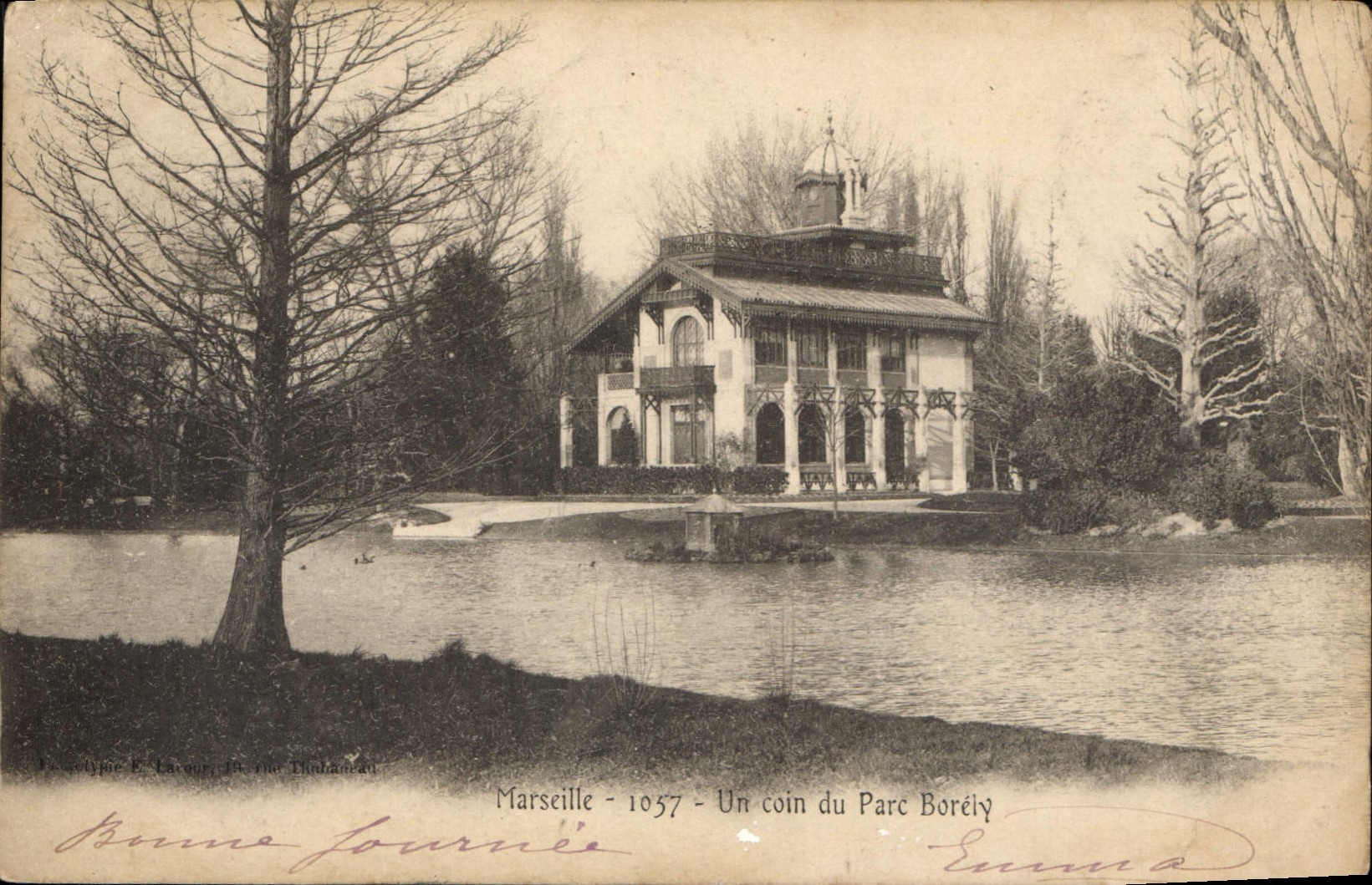 CPA Marseille un coin du parc Borely