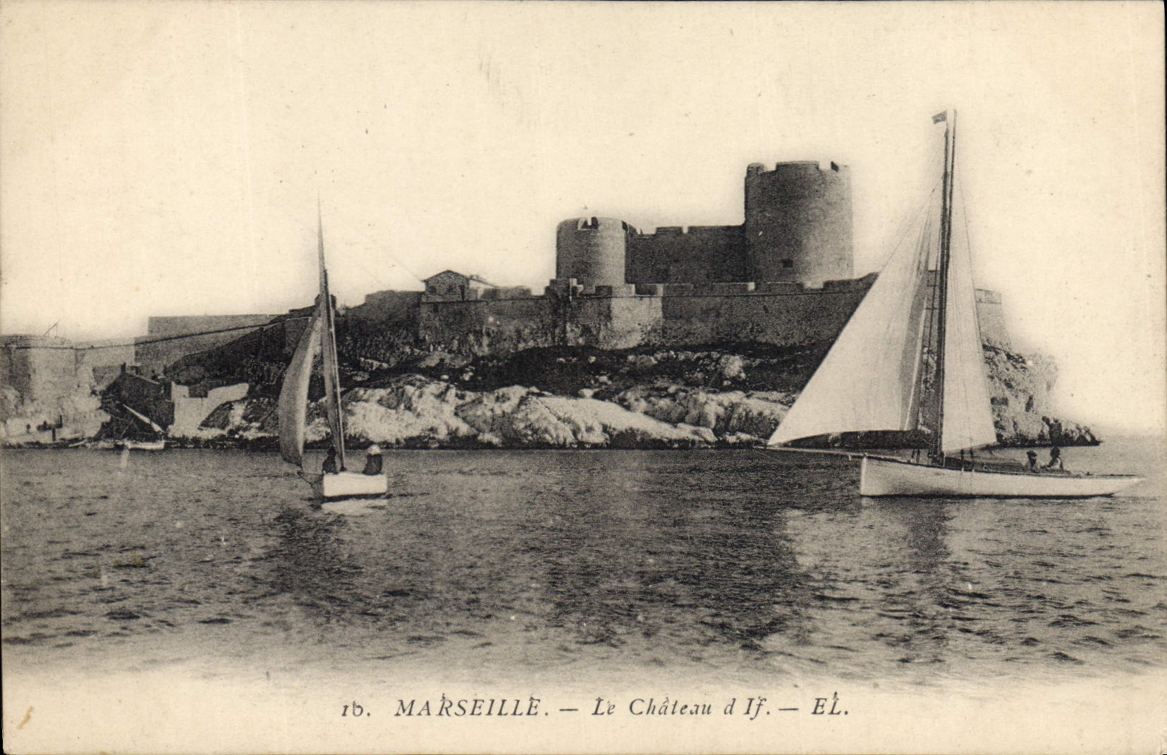 CPA Marseille le chateau d'If Bateau