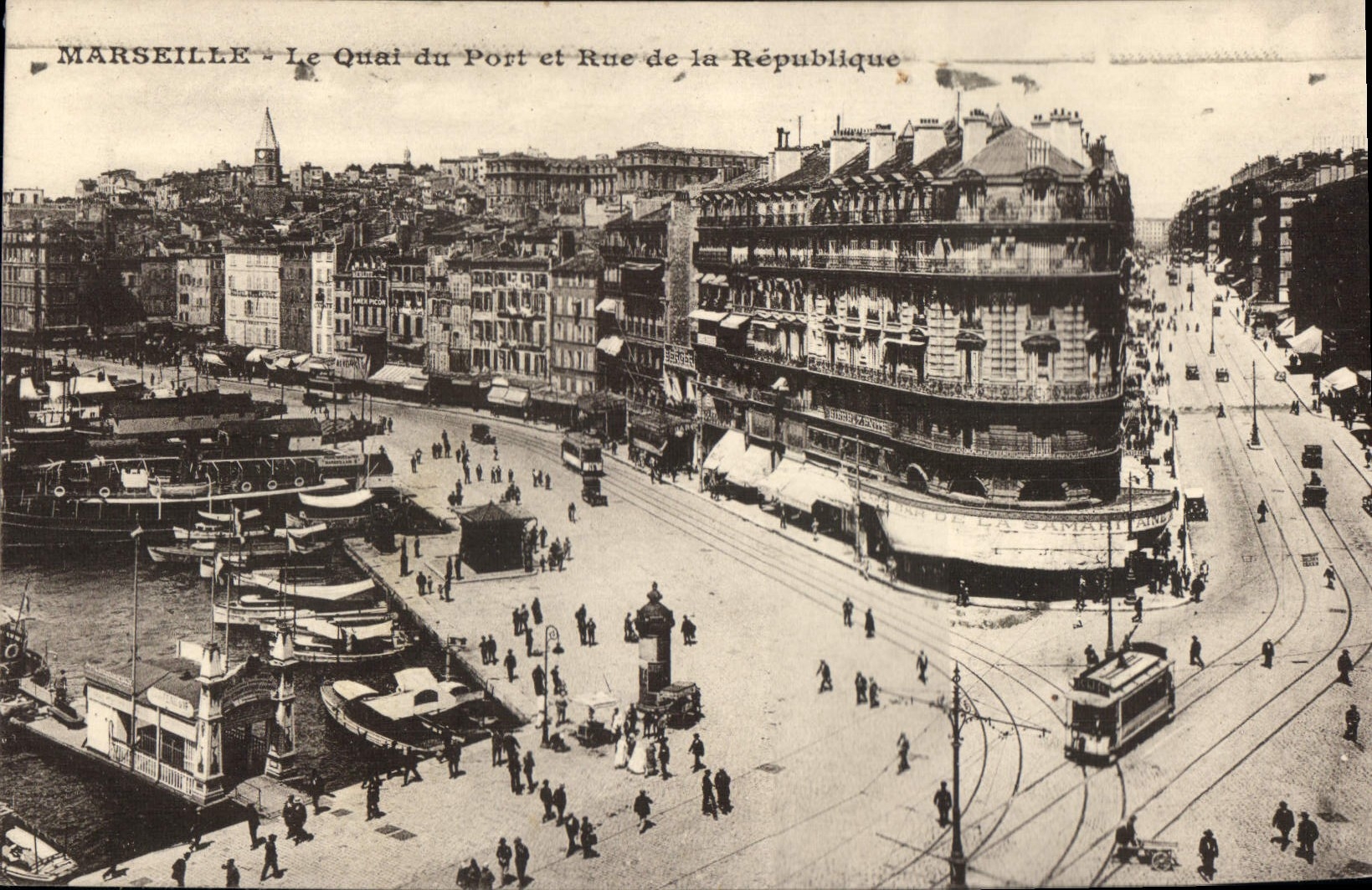 CPA Marseille le Quai du Port et la Rue de la Republique Tramway
