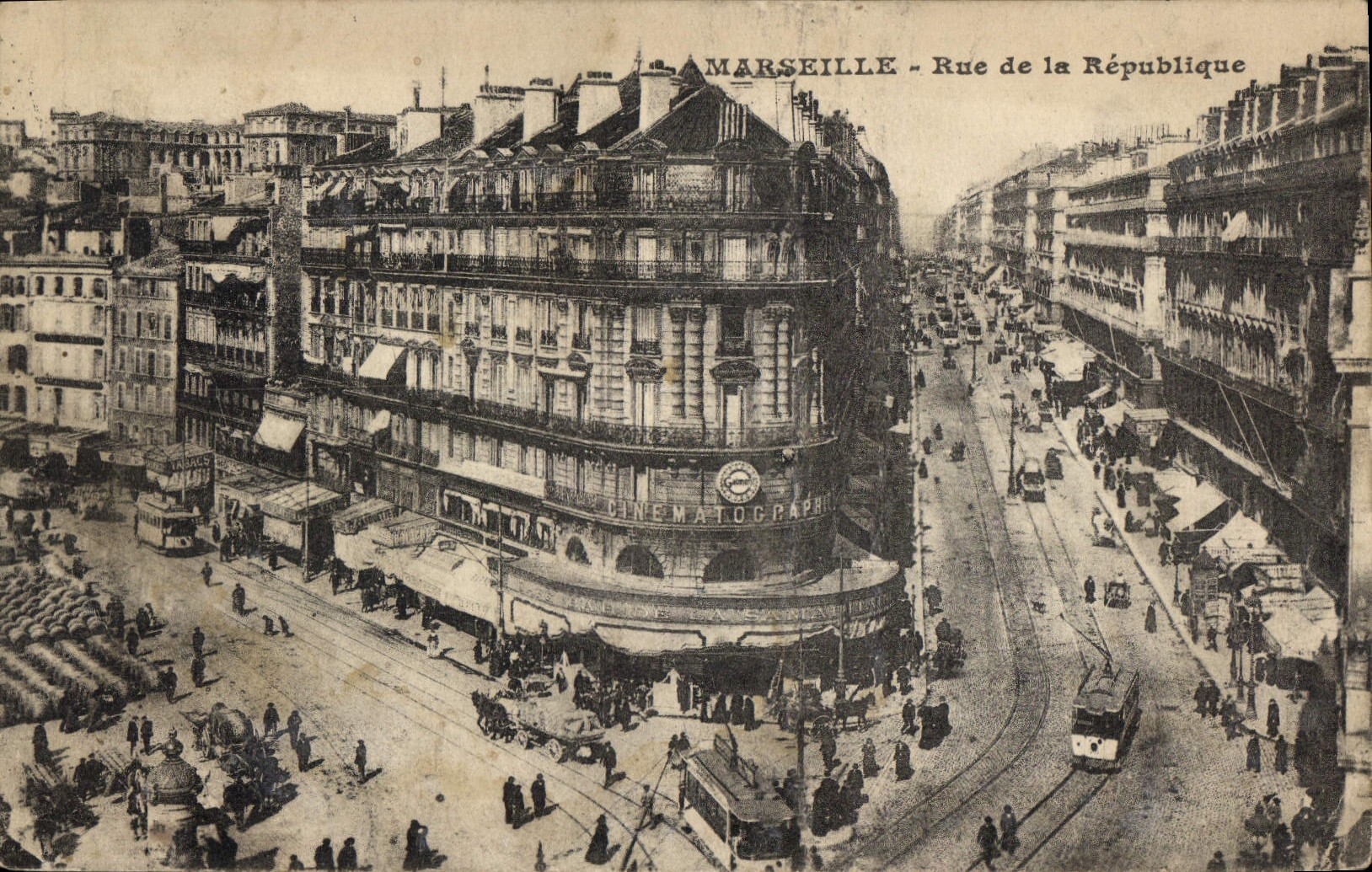 CPA Marseille Rue de la Republique Tramway  