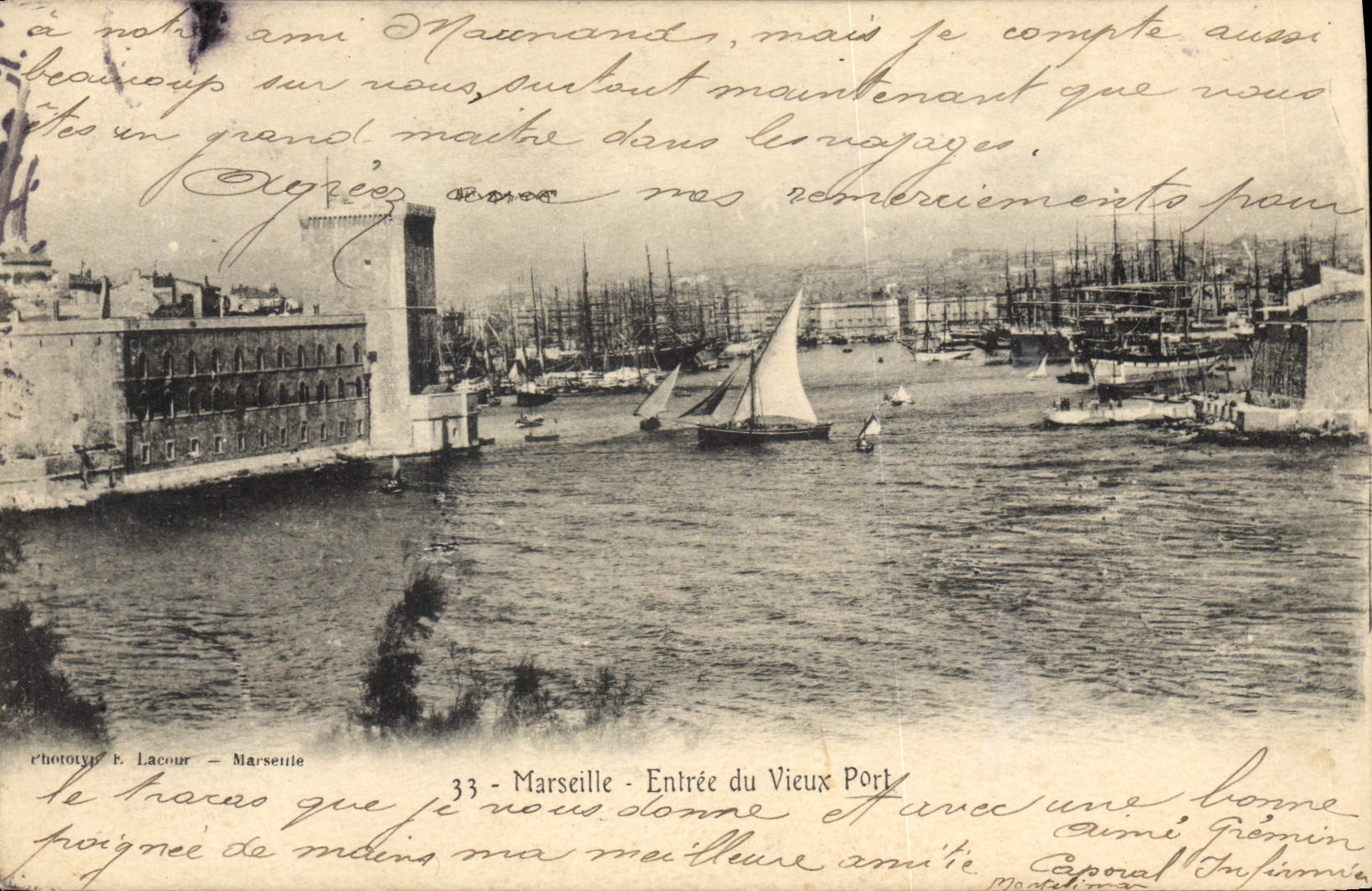 CPA Marseille entree du Vieux Port Bateaux