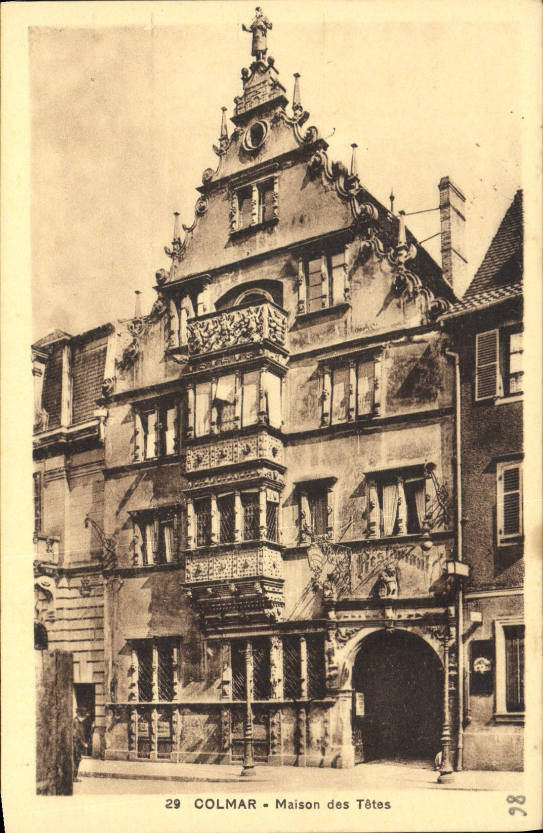 CPA Colmar maison des Tetes 