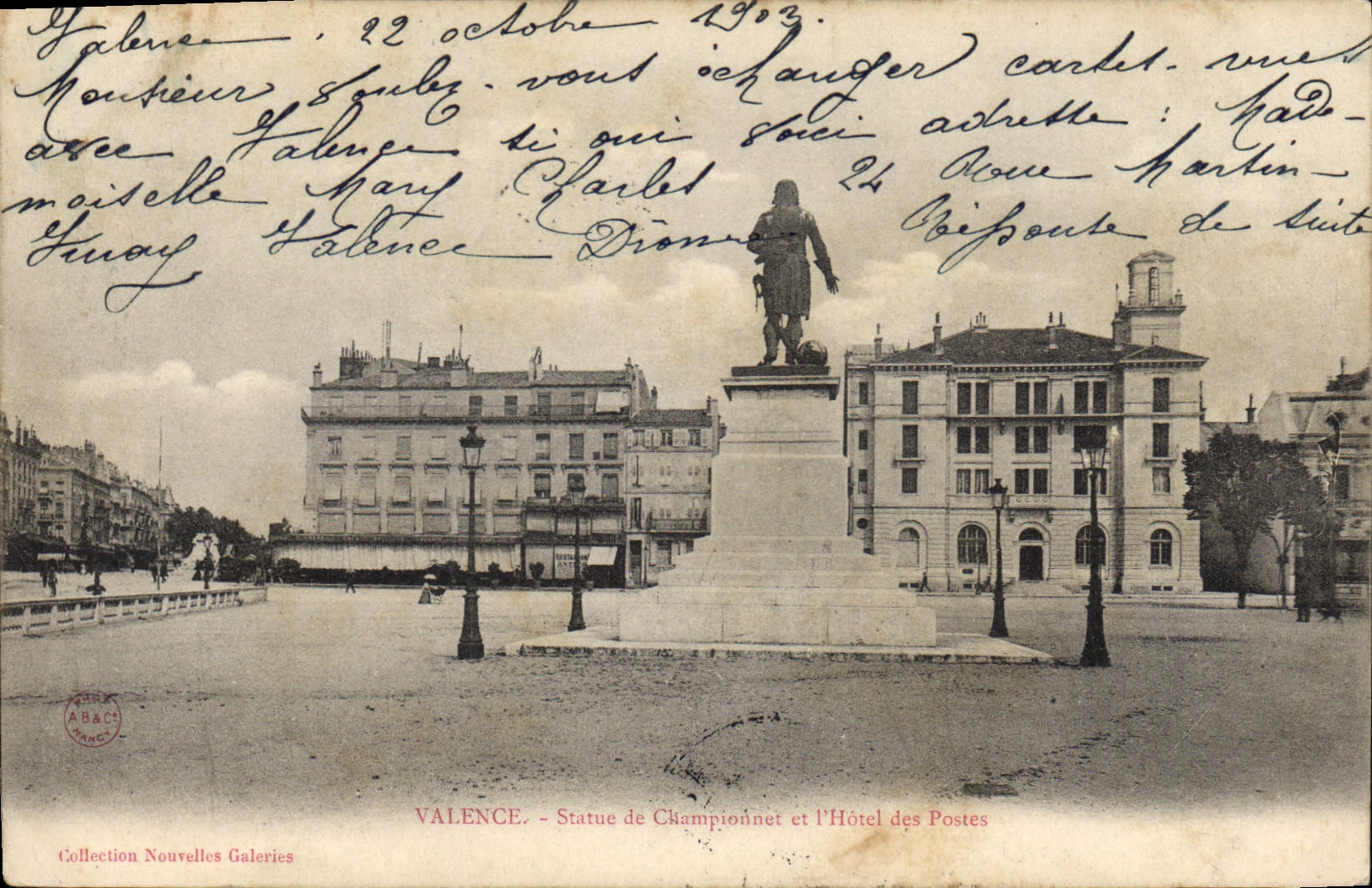 CPA Valence Statue du Championnet et l'Hotel des Postes