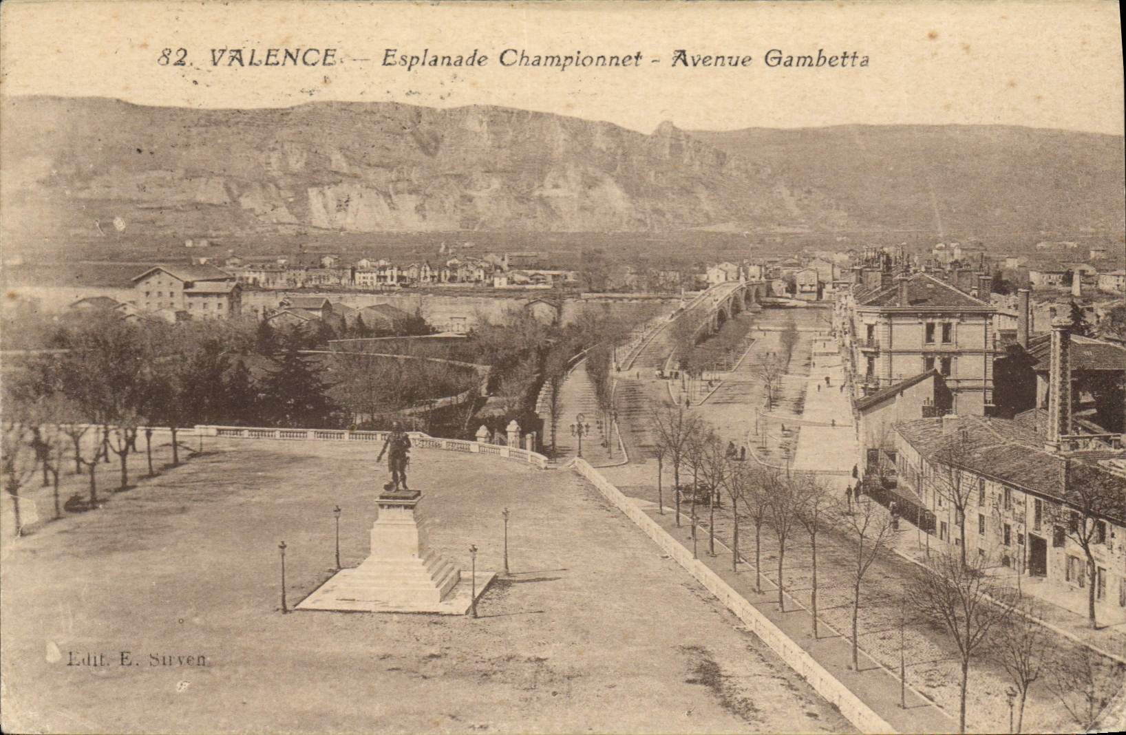 CPA valence Esplanade Championnet Avenue gambetta 