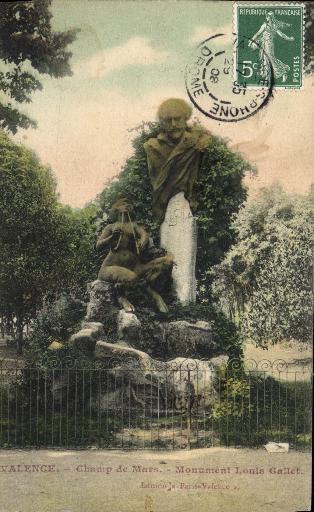 CPA Valence Champ de Mars Monument Louis Gallet