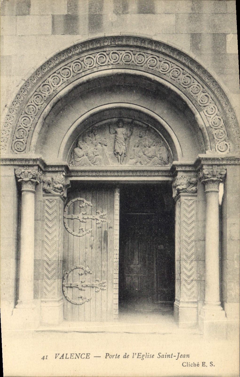 CPA Valence Porte de l'Eglise Saint Jean 