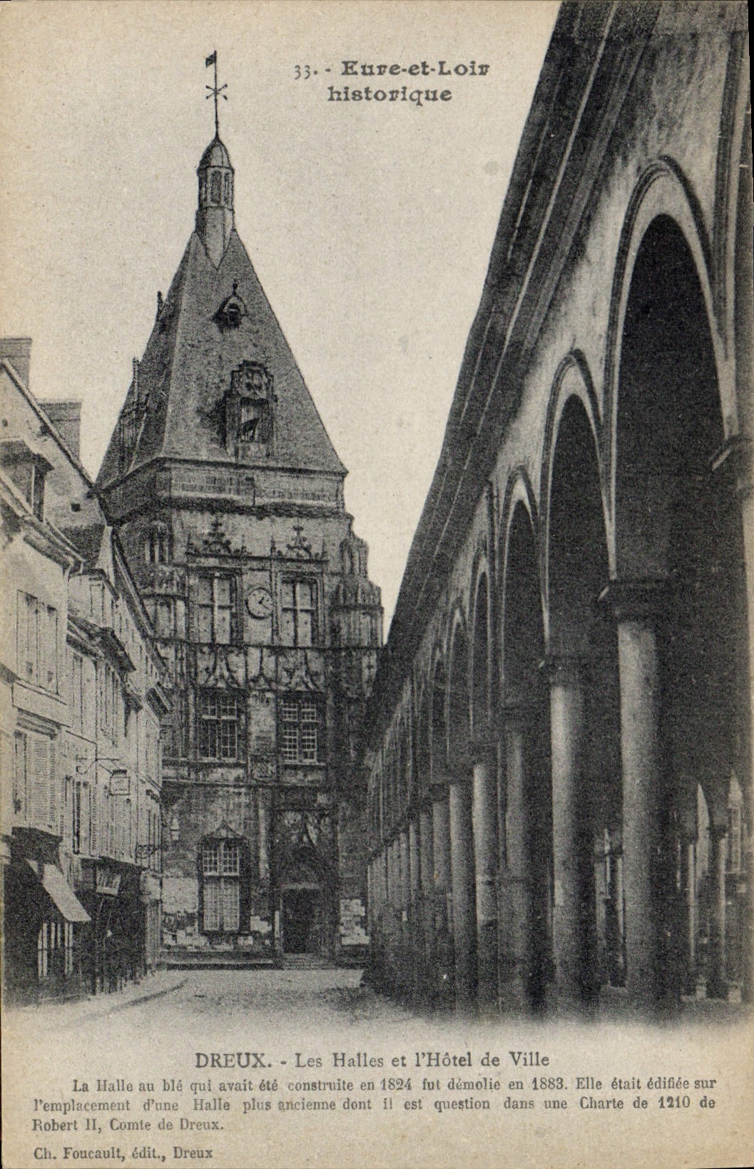 CPA Dreux Les halles et l'hotel de ville