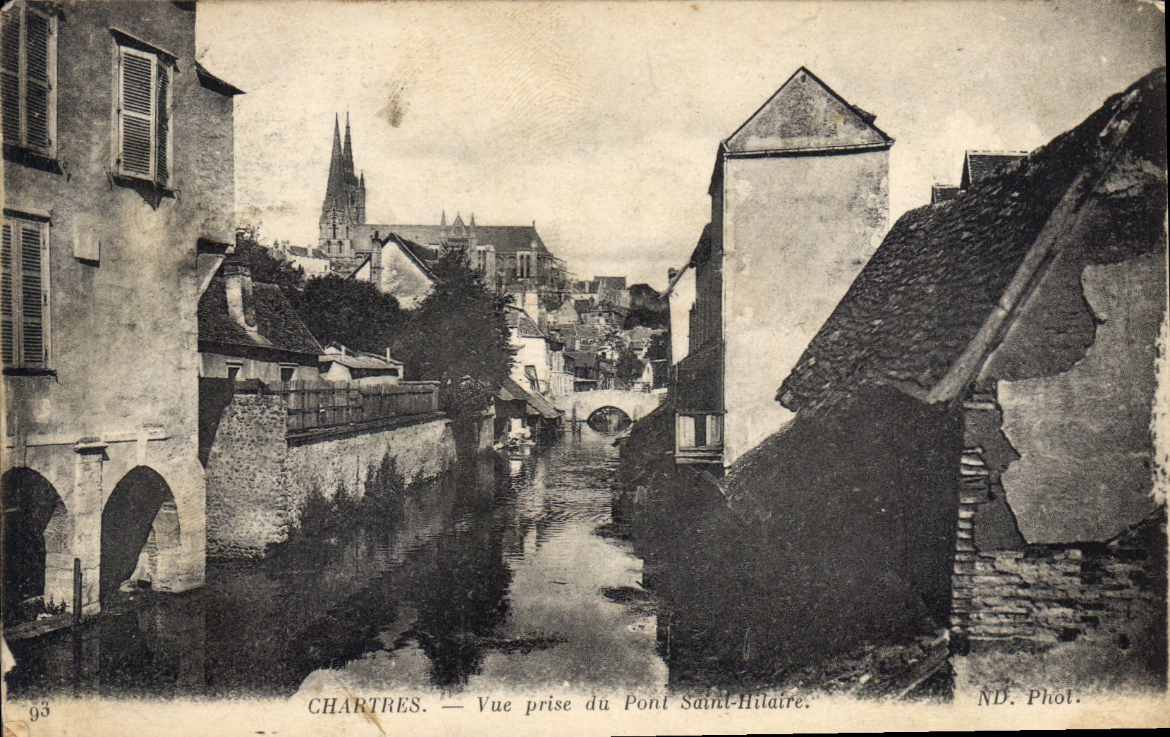 CPA Chartres Vue prise du Pont Saint Hilaire