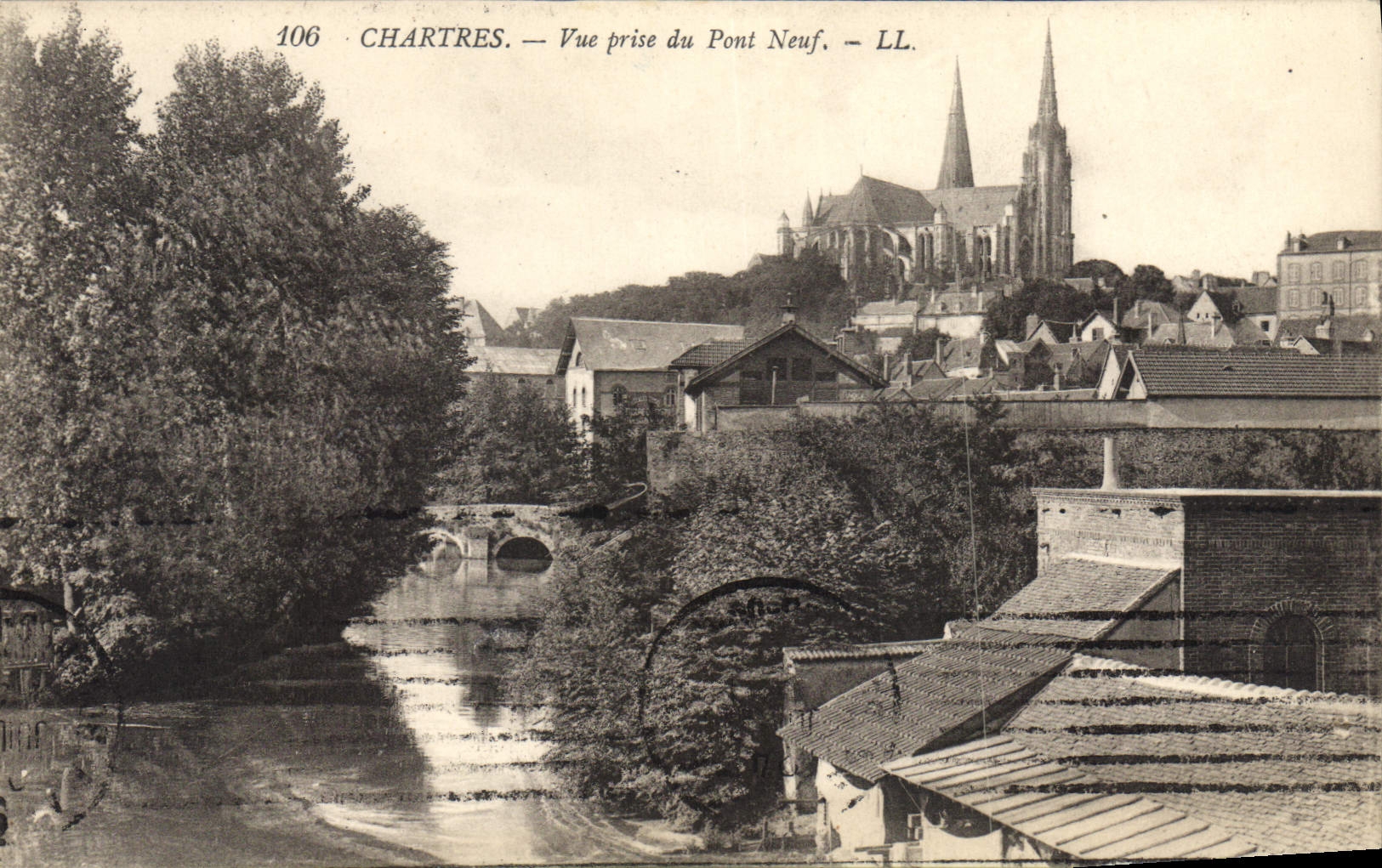 CPA Chartres Vue prise du Pont Neuf