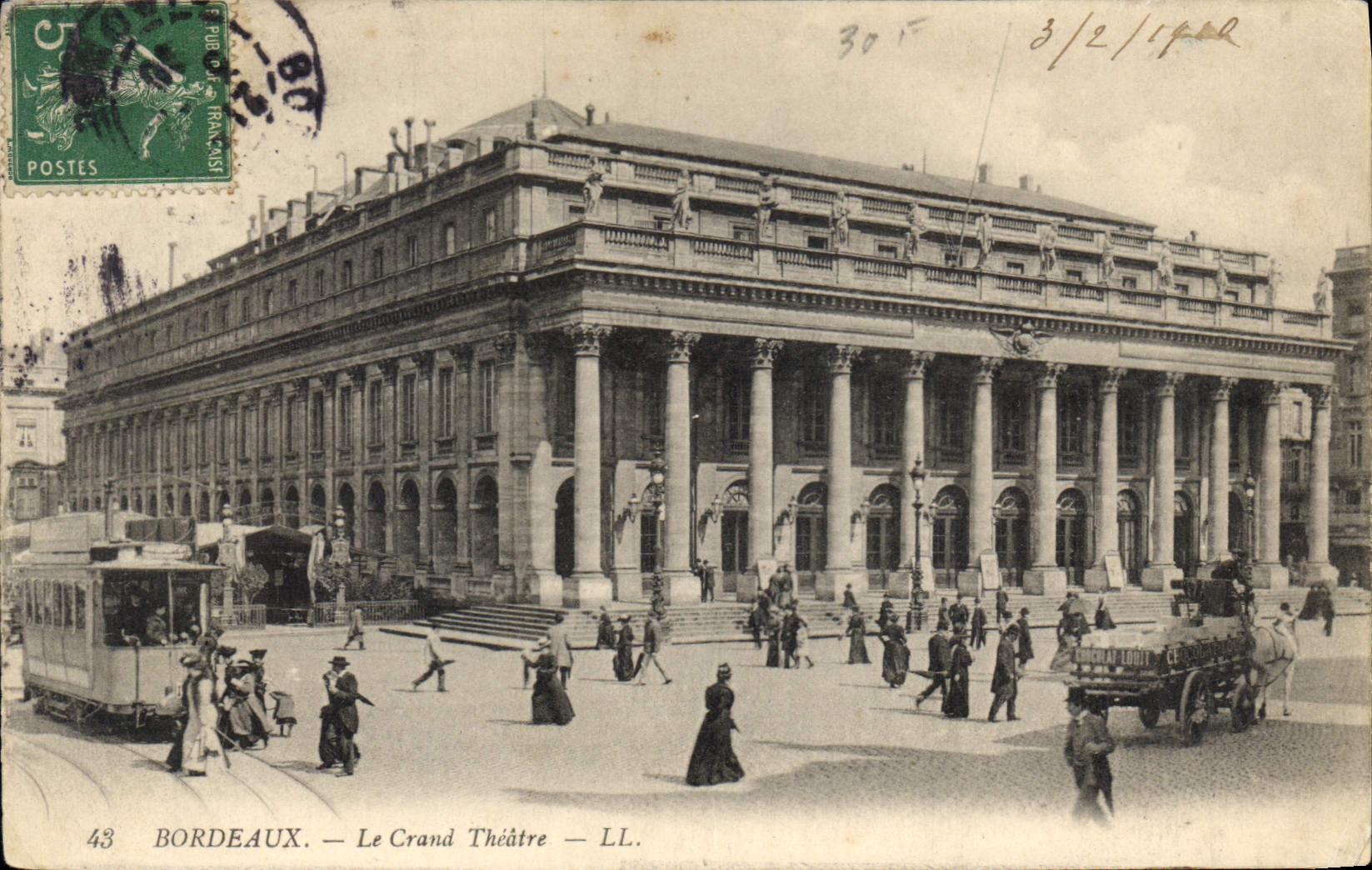 CPA Bordeaux Le Grand Theatre Tramway