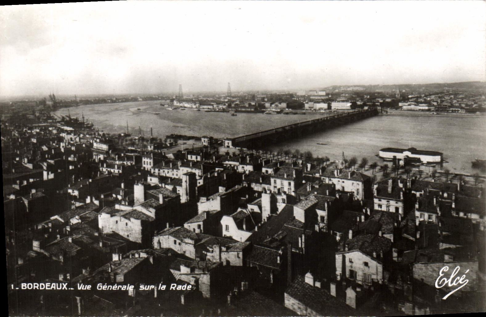CPA Bordeaux Vue Generale sur la Rade