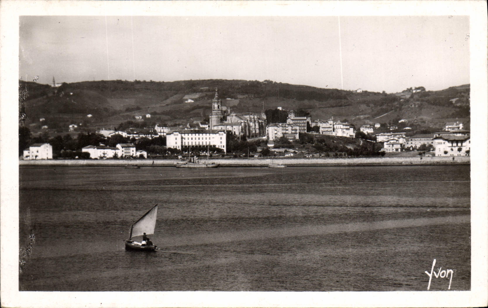 CPM Hendaye Cote Basque Fontarabie et la Bidassoa
