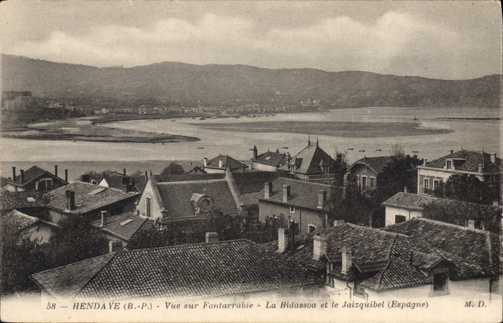 CPA Hendaye Vue sur Fontarrabie La Bidassoa et le Jaizquibel (Espagne)