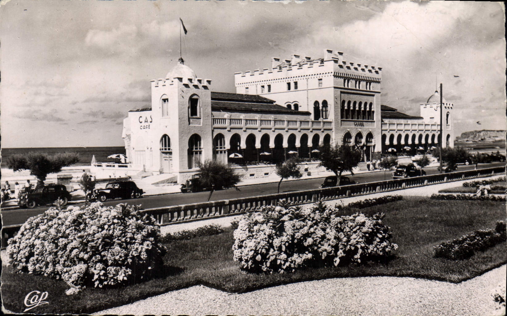 CPA Hendaye Frontiere Franco Espagnole Le Casino