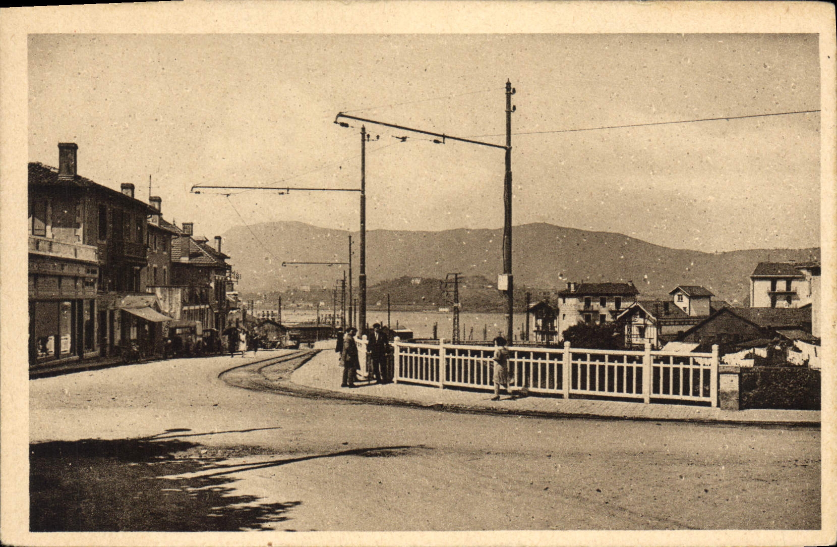 CPA Hendaye Avenue de la Gare