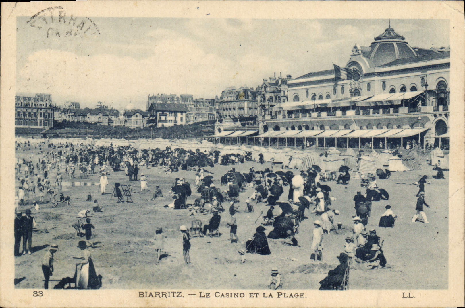 CPA Biarritz Le Casino et la Plage