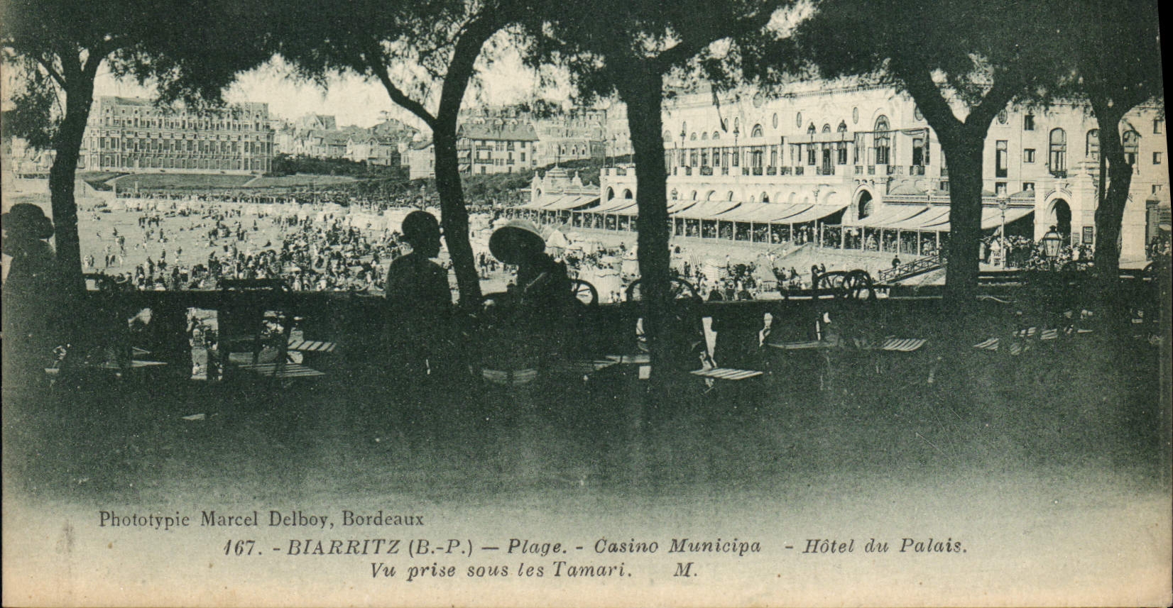 CPA Biarritz Plage Casino Municipa Hotel du Palais vu prise sous le Tamari