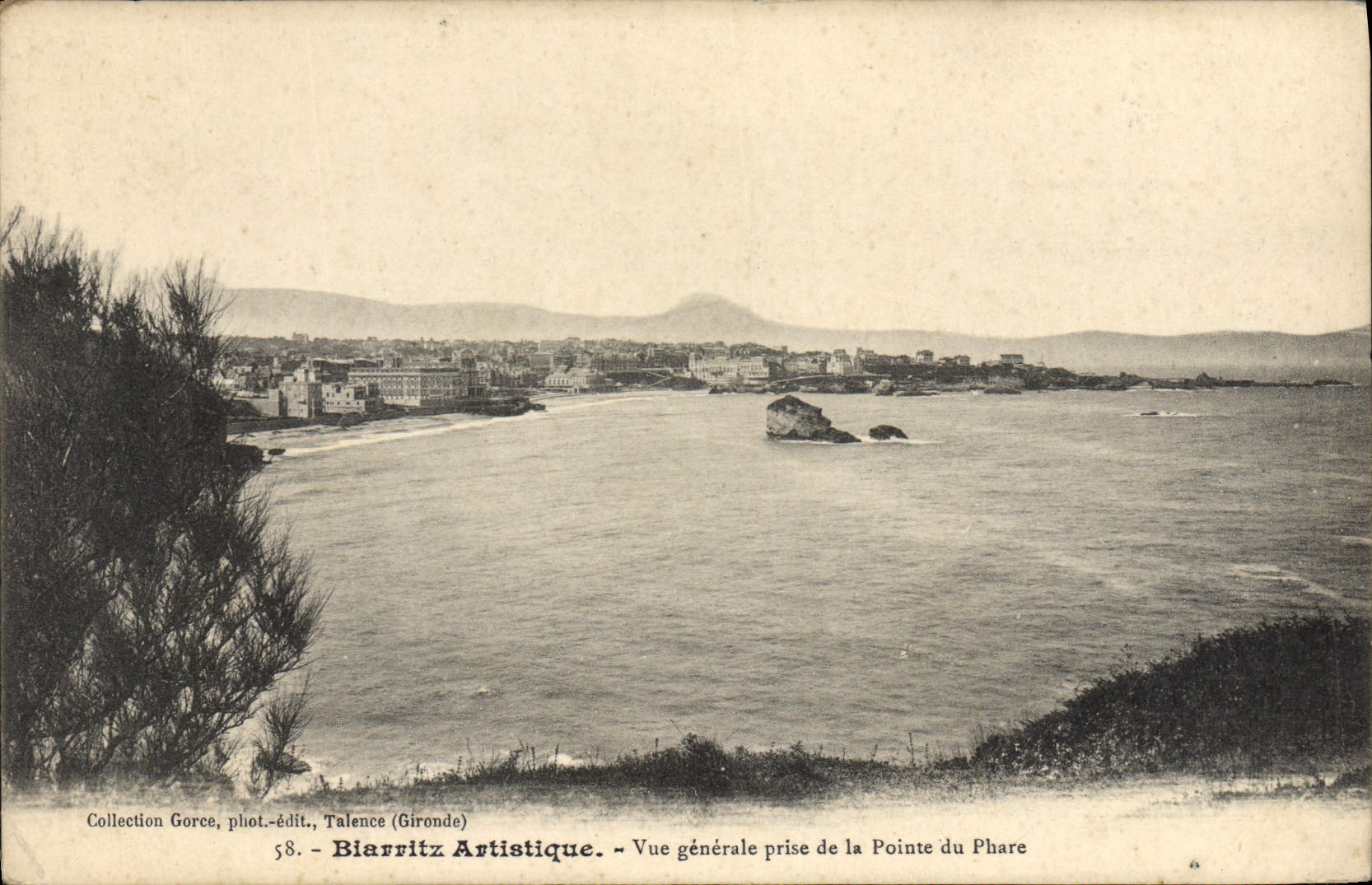CPA Biarritz Artistique Vue generale prise de la Point du Phare