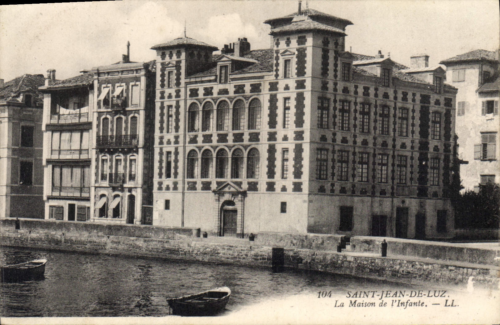 CPA Saint Jean de Luz La Maison de l'Infante