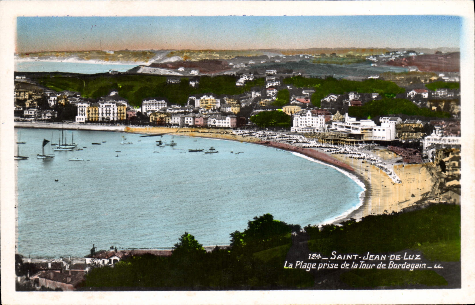 CPM Saint Jean de Luz La Plage prise de la Tour de Bordagain