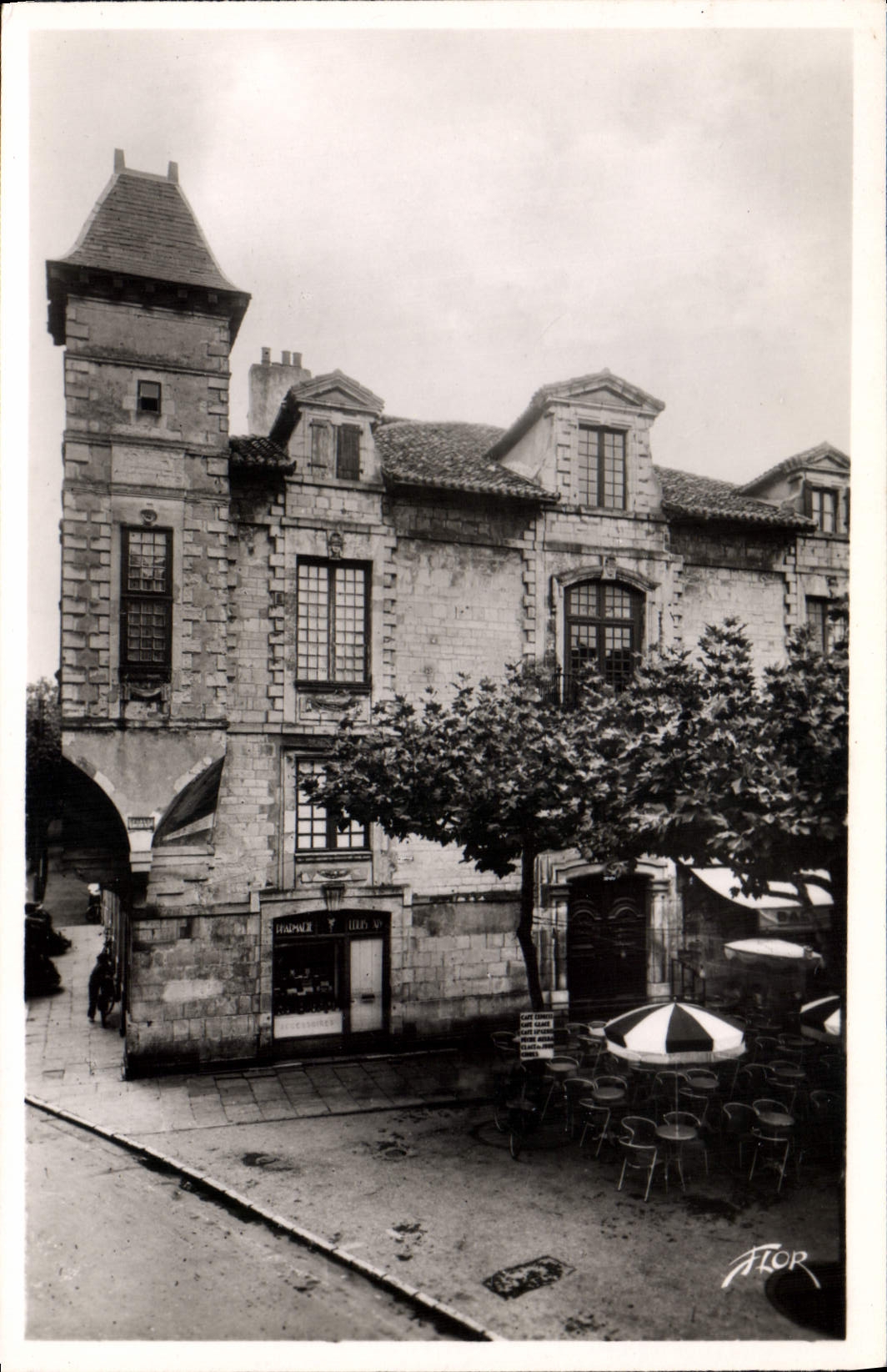 CPM Saint Jean de Luz (Basses Pyr.)Maison de Louis XIV