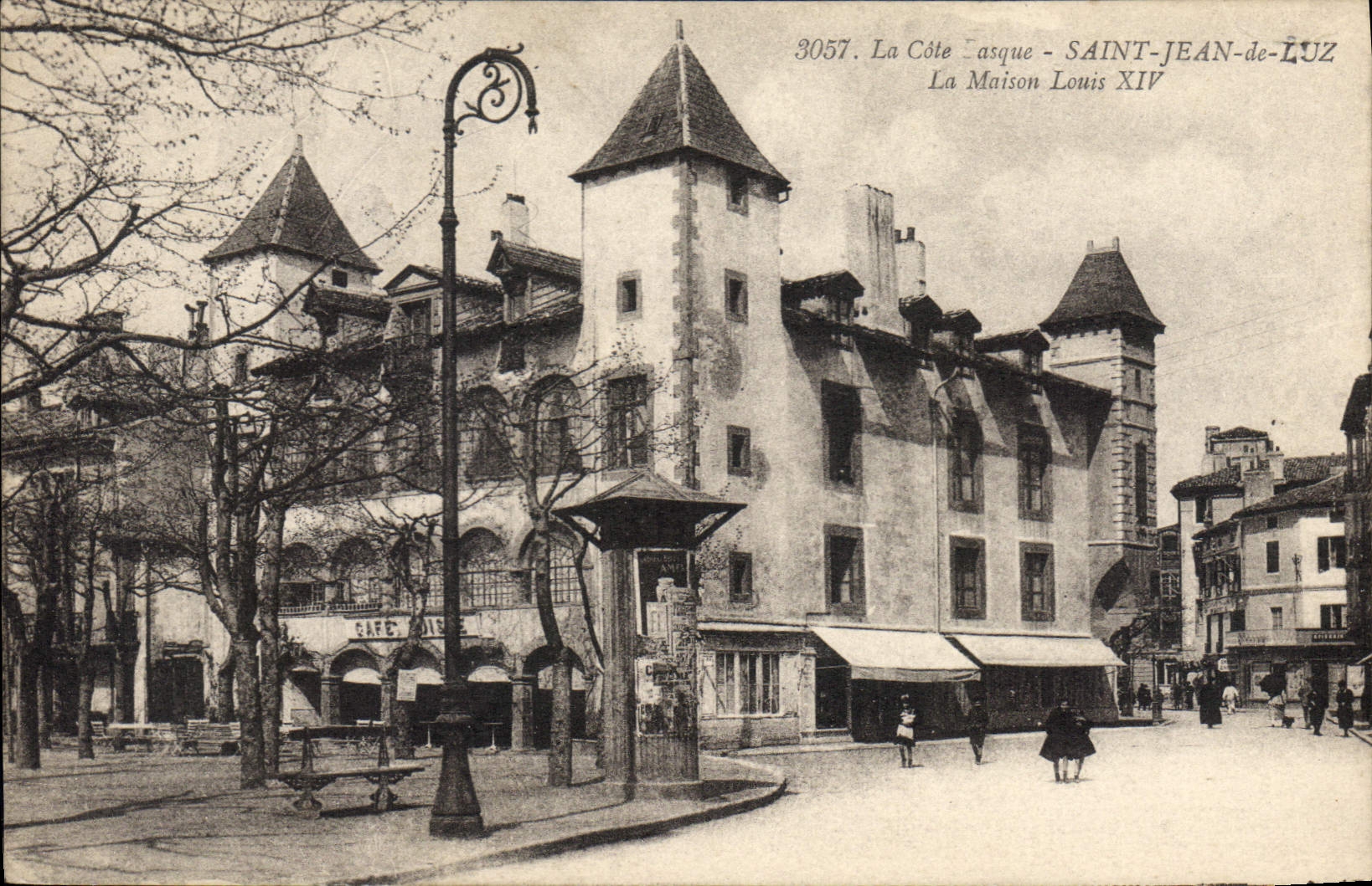 CPA Saint Jean de Luz La Cote Basque La Maison Louis XIV ZFM65