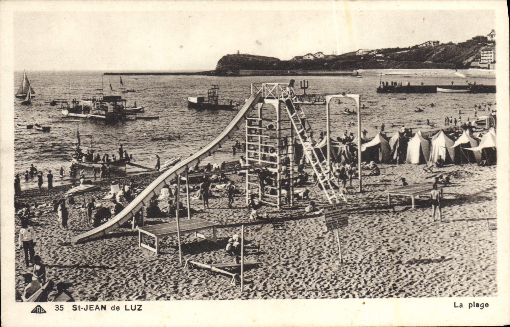 CPA Saint Jean de Luz La plage