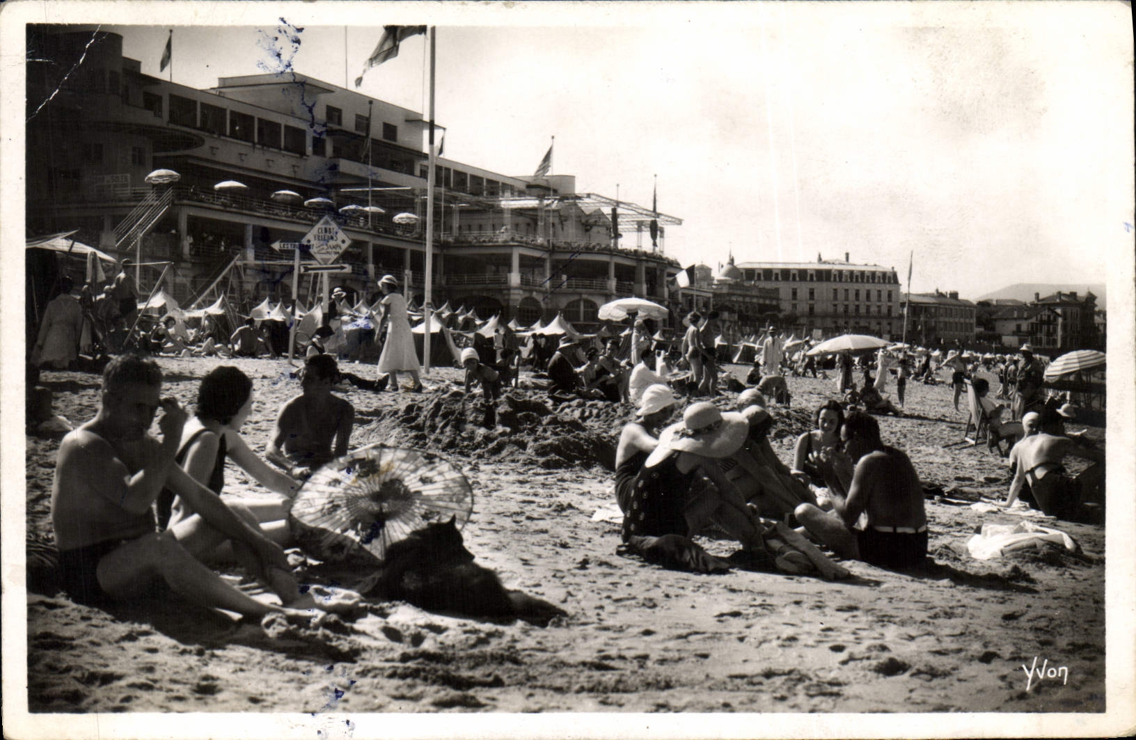 CPM Saint Jean de Luz Cote Basque Saint Jean de Luz La Plage et le Casino