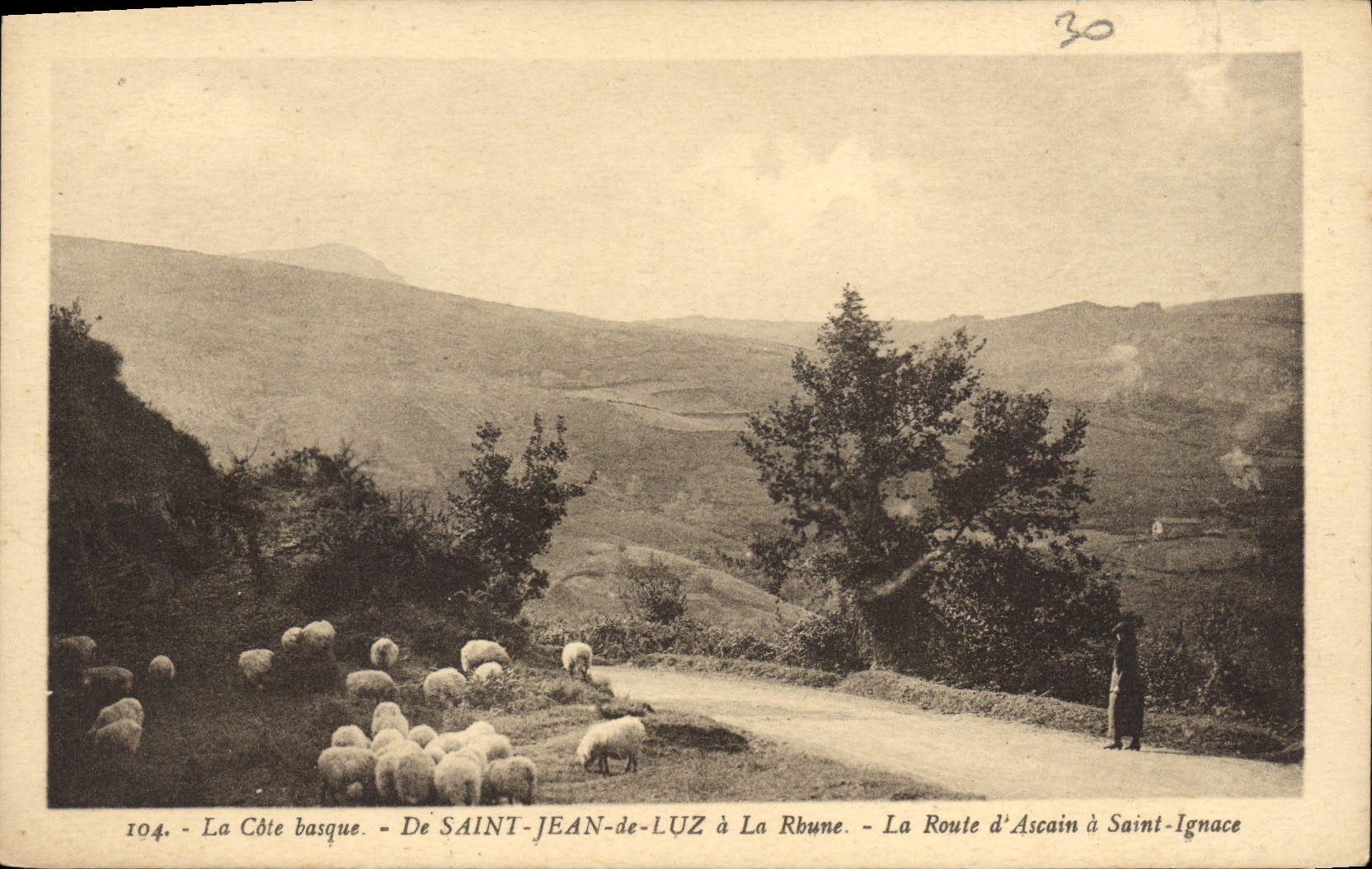 CPA Saint Jean de Luz a la Rhune La Route d'Ascain a Saint Ignace