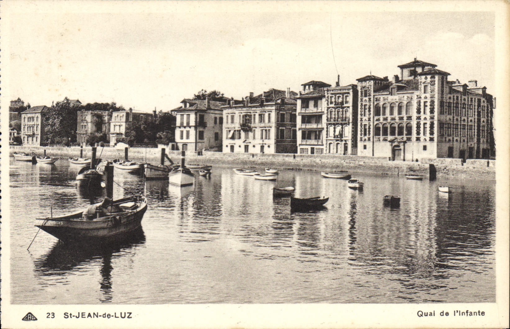 CPA Saint Jean de Luz Quai de l'Infante