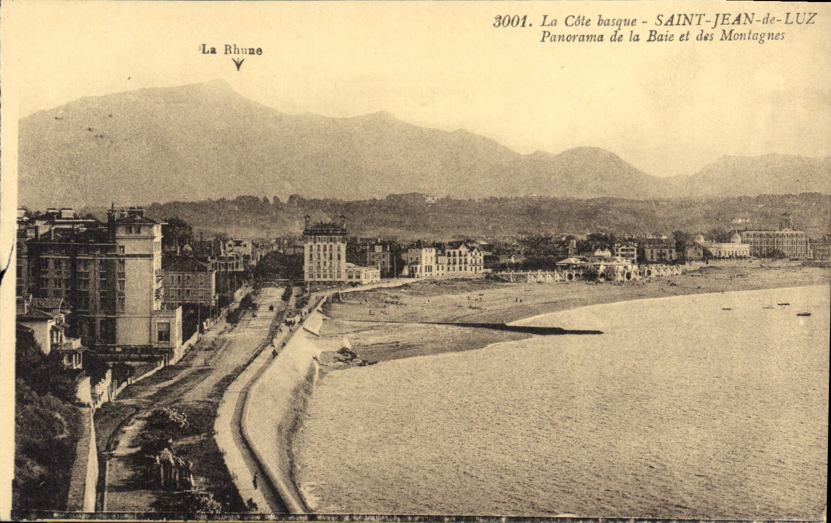 CPA Saint Jean de Luz La Cote Basque Panorama de la Baie et des Montagnes