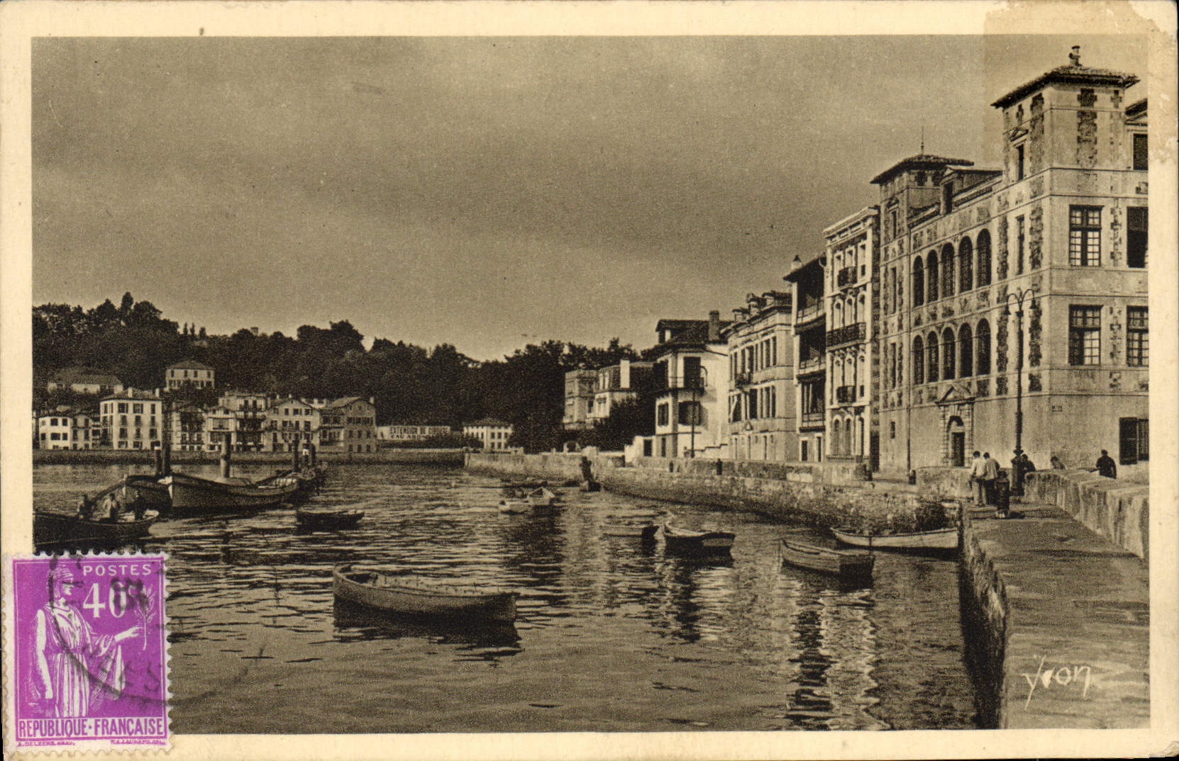CPA Saint Jean de Luz (Basses Pyrenees) Le Quai de l'Infante