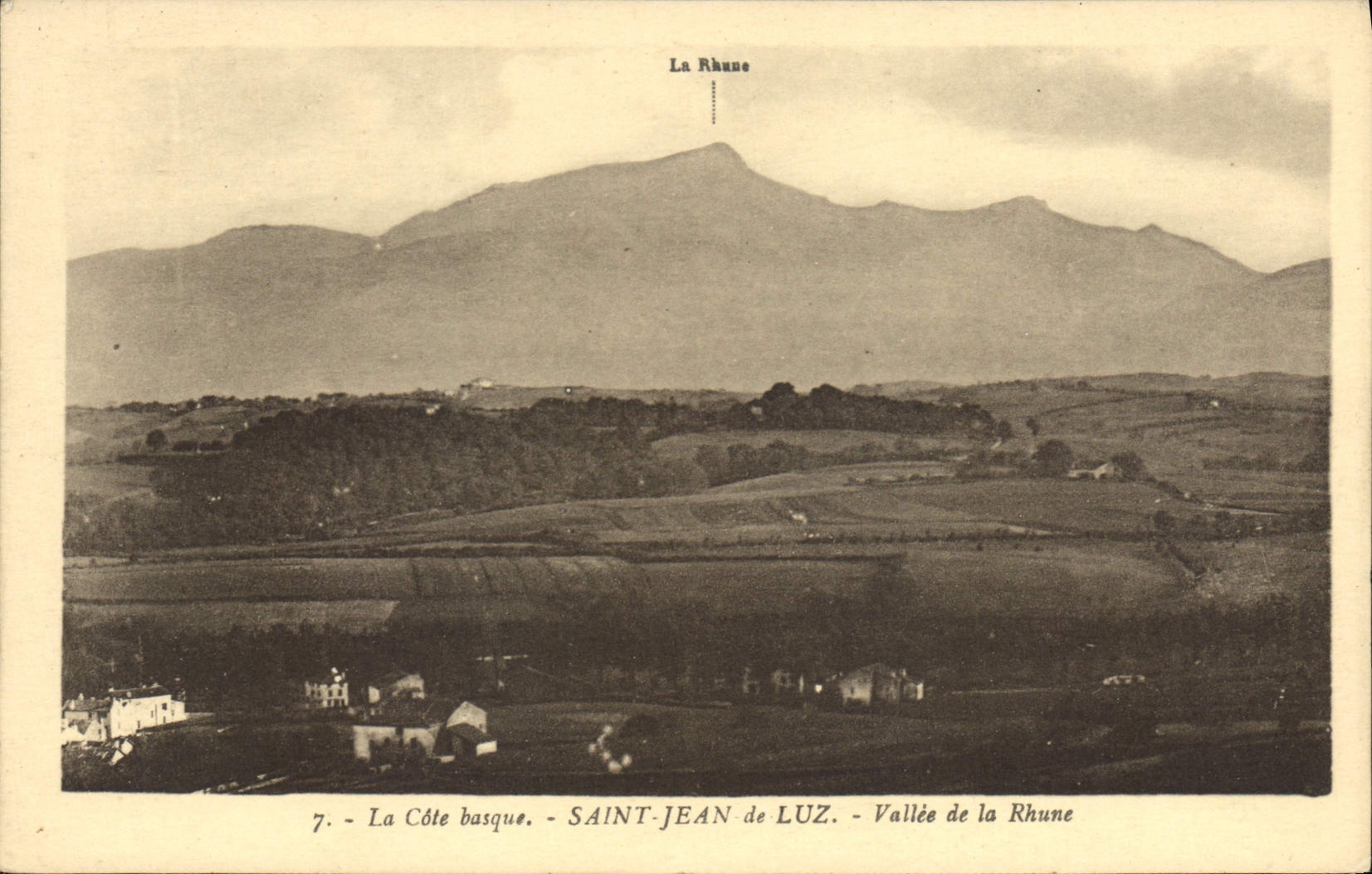 CPA Saint Jean de Luz Cote basque Vallee de la Rhune